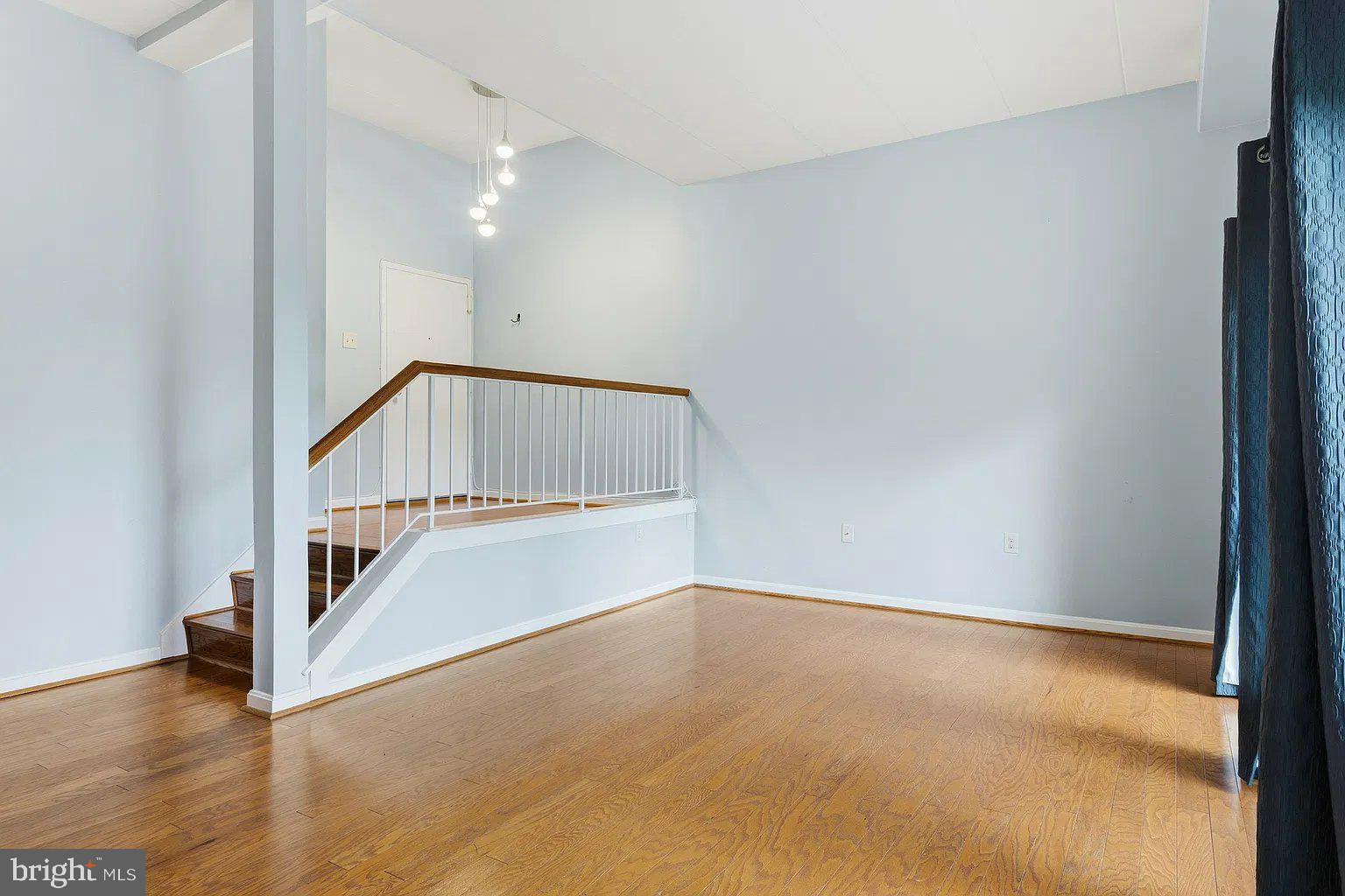 100 ROBERTS LANE 101