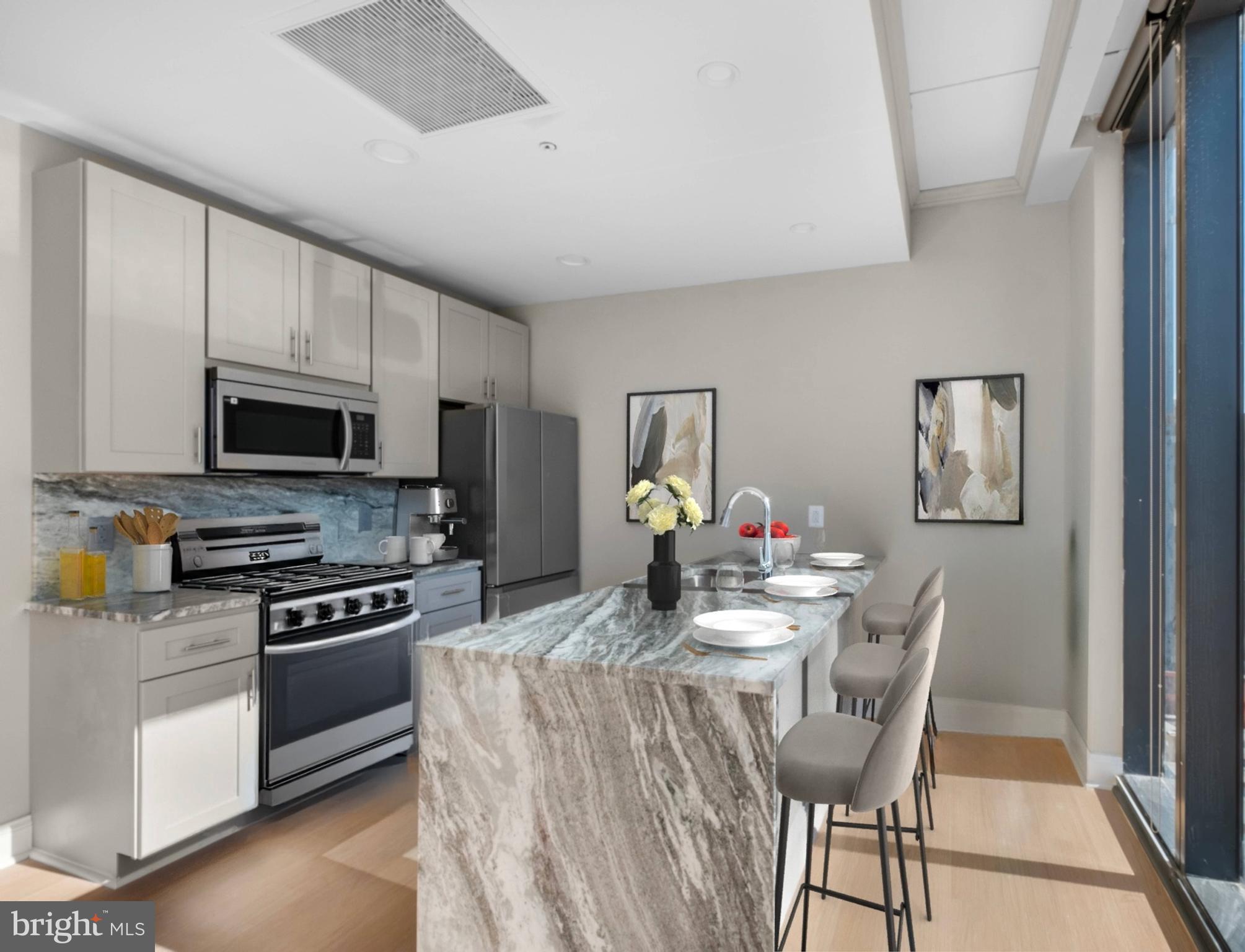 LOGAN SQUARE - Residential Lease