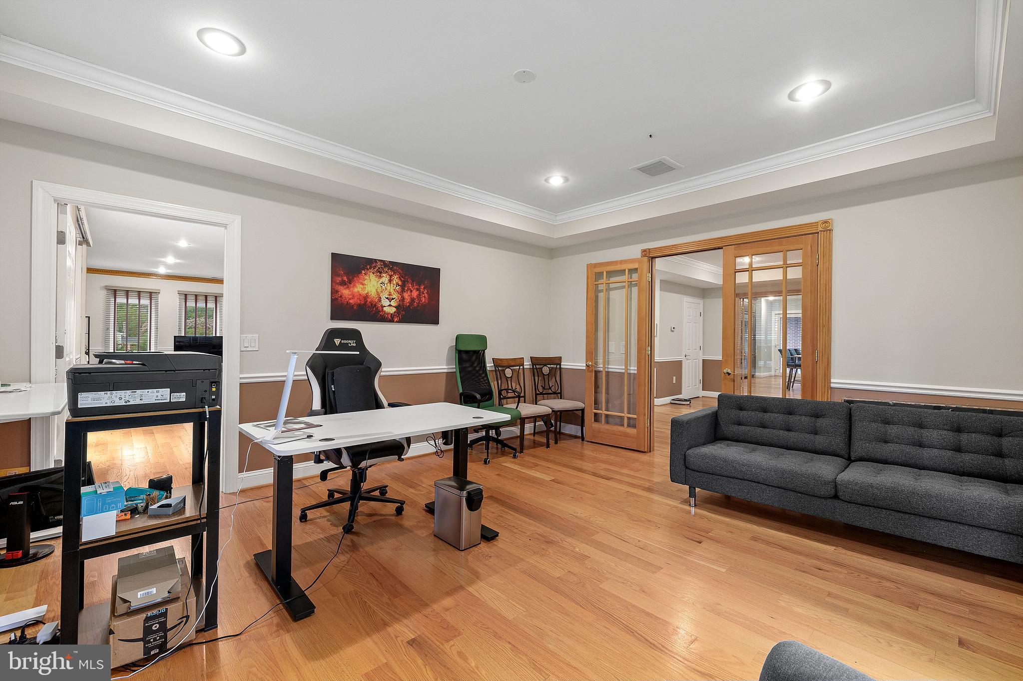 ANNANDALE ACRES - Residential