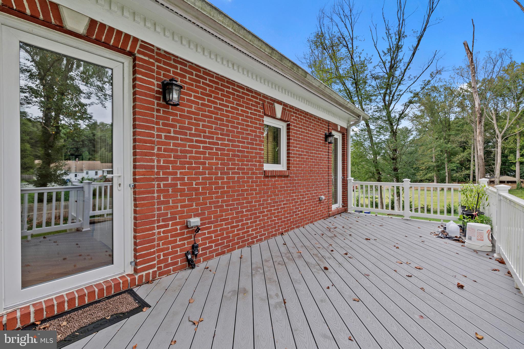 ANNANDALE ACRES - Residential