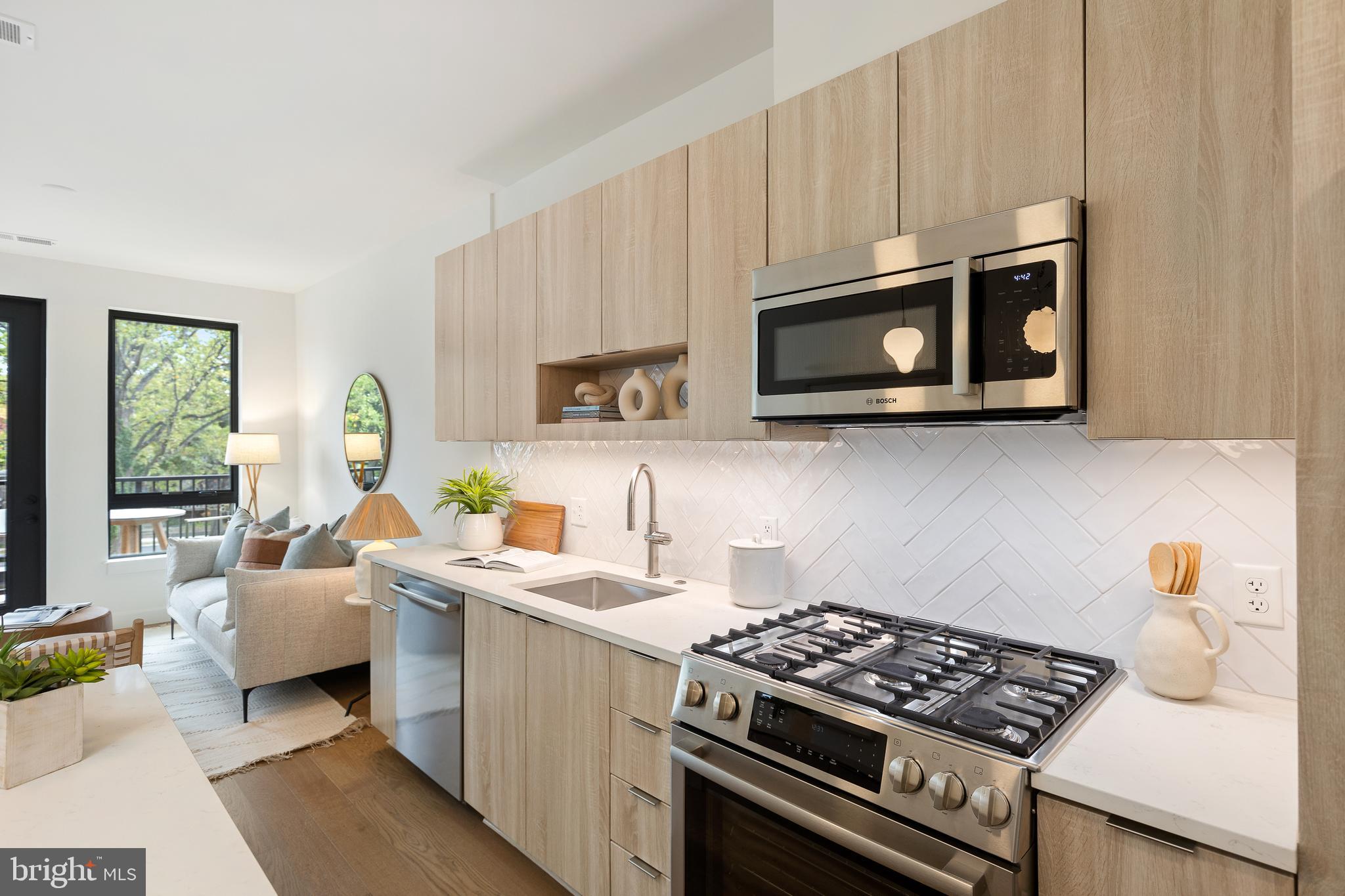 7175 12TH STREET NW 305