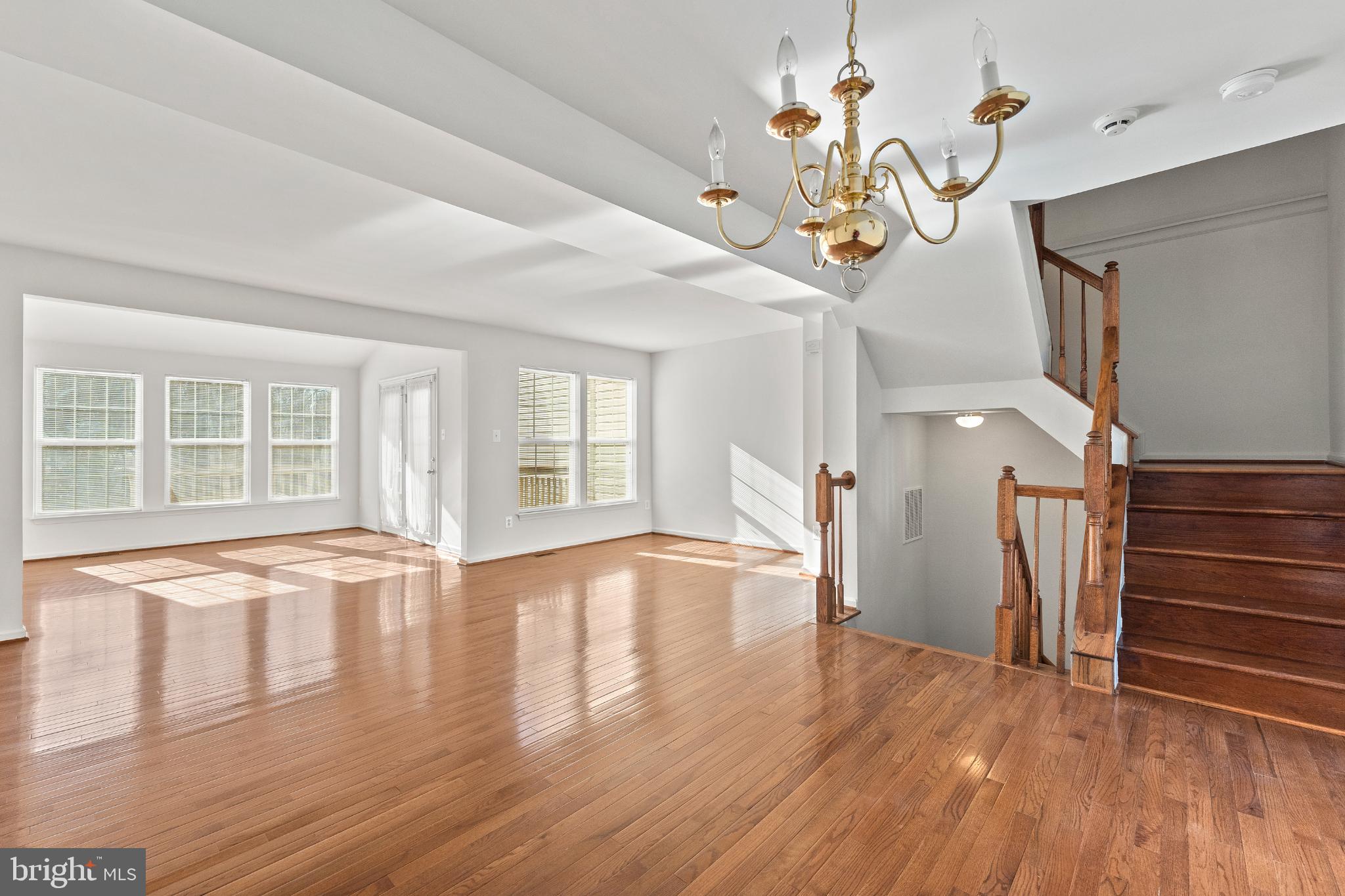 GLENEAGLES AT LEE'S HILL - Residential