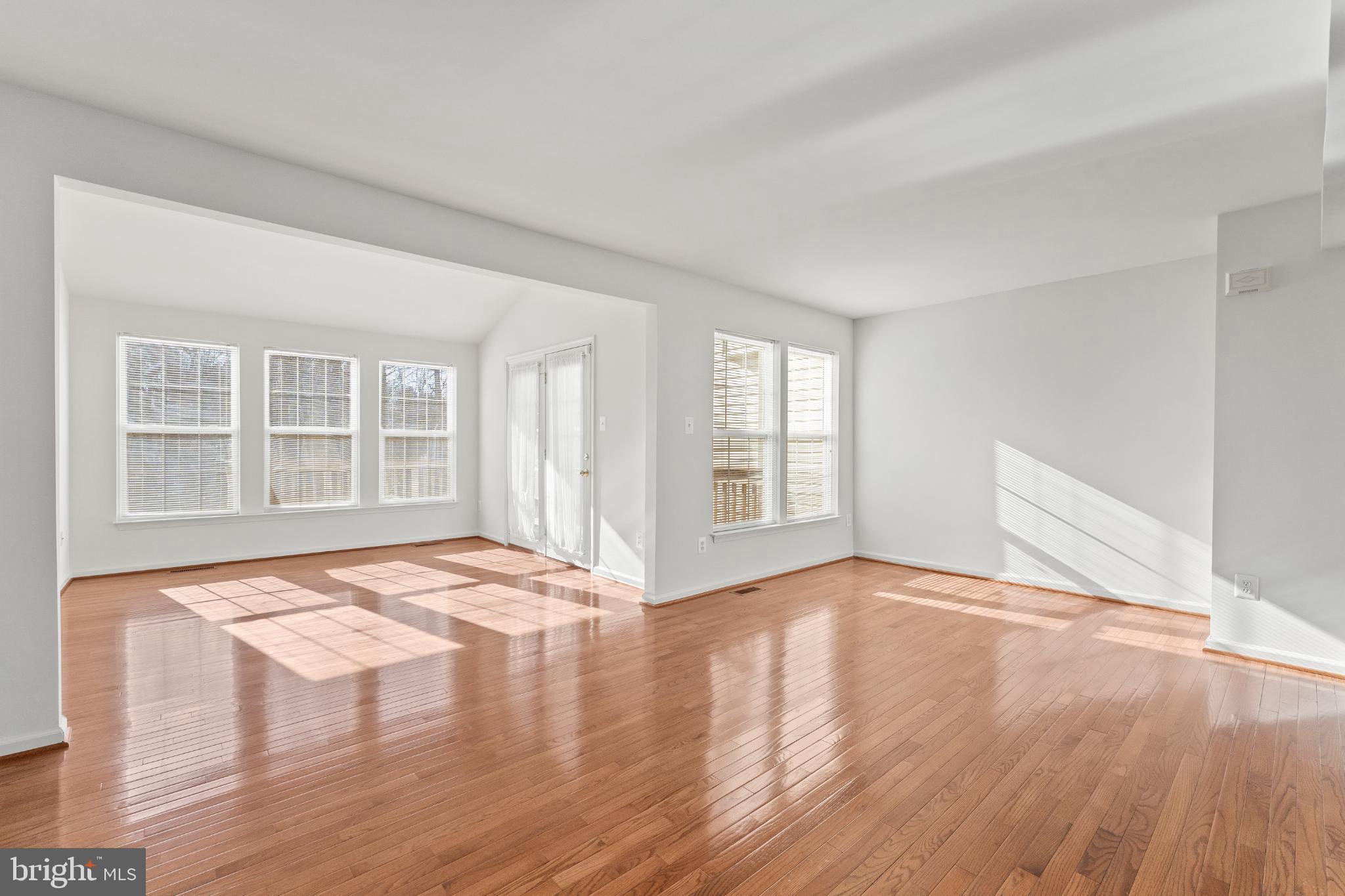 GLENEAGLES AT LEE'S HILL - Residential