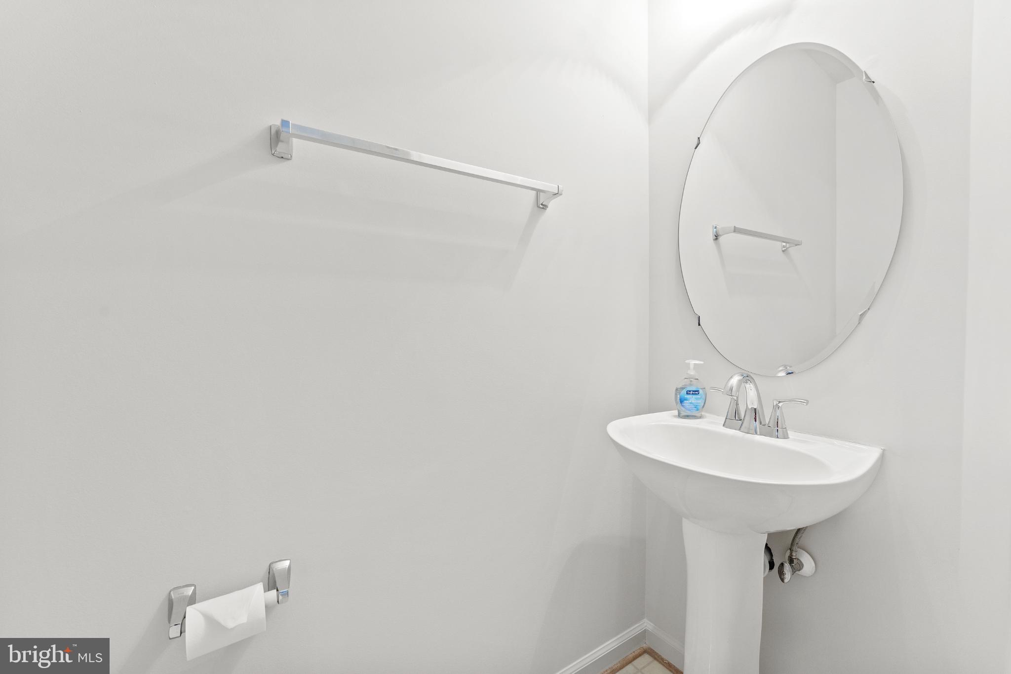 GLENEAGLES AT LEE'S HILL - Residential