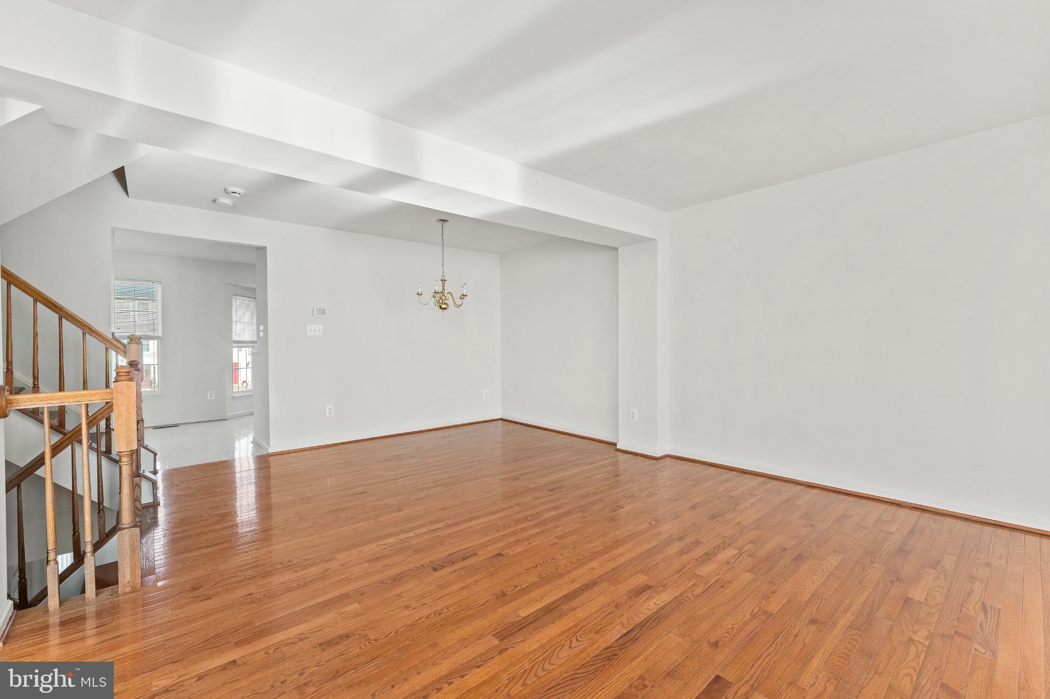 GLENEAGLES AT LEE'S HILL - Residential