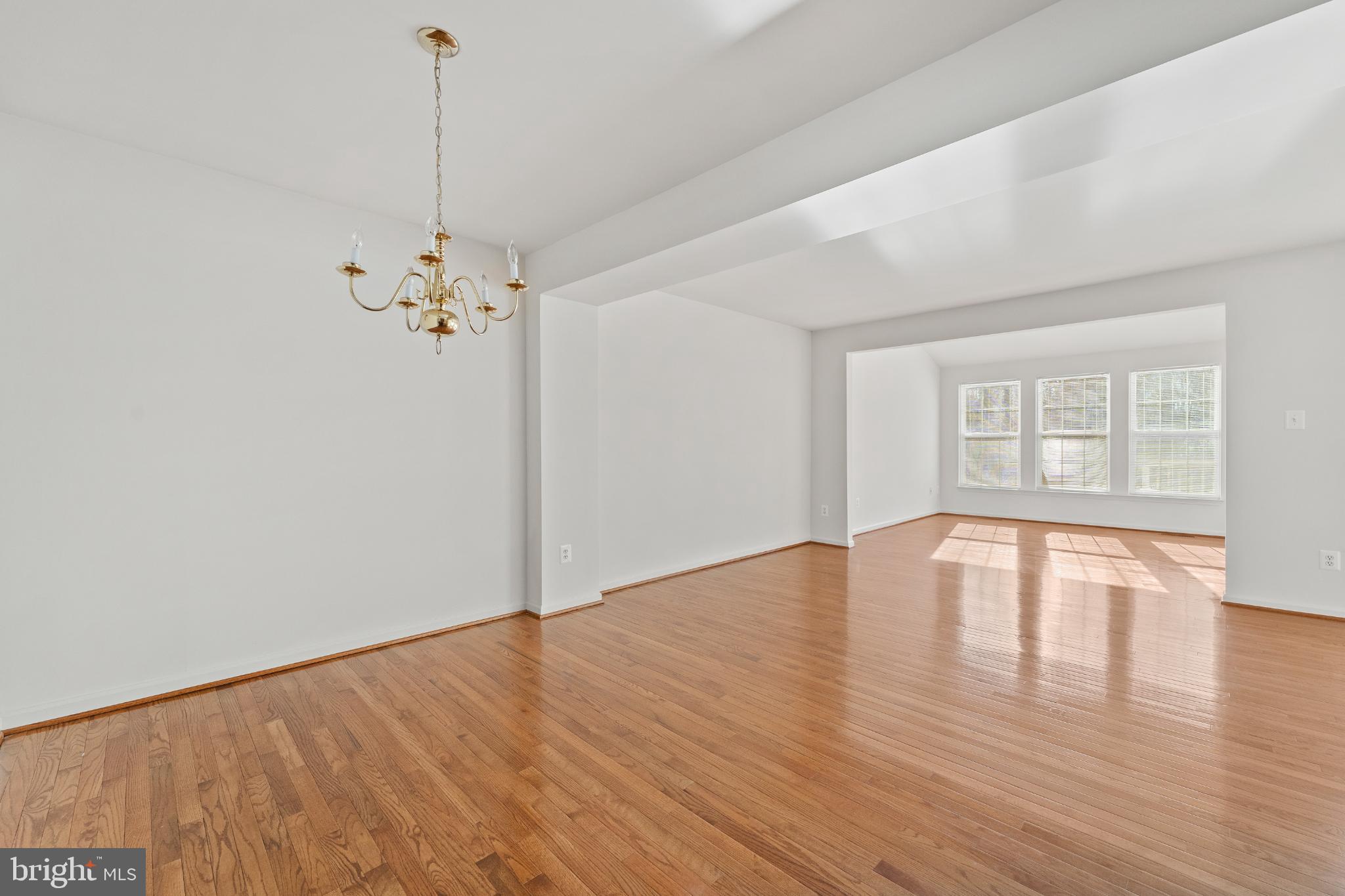 GLENEAGLES AT LEE'S HILL - Residential