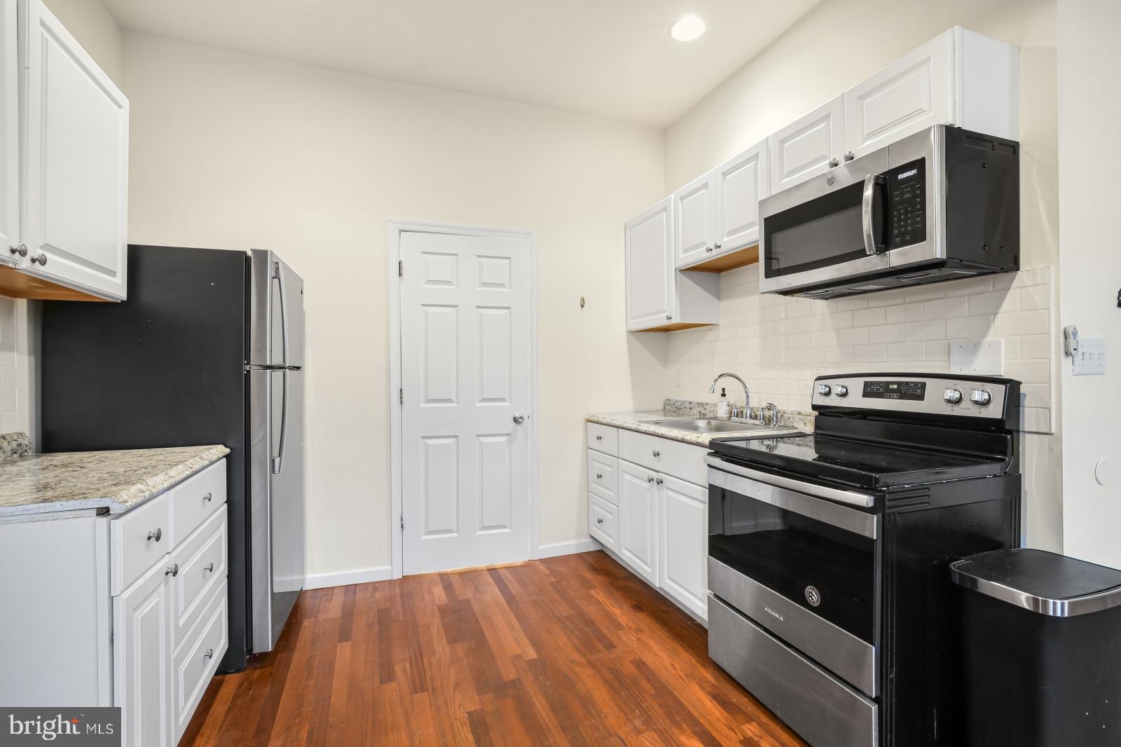 MANTUA - Residential Lease