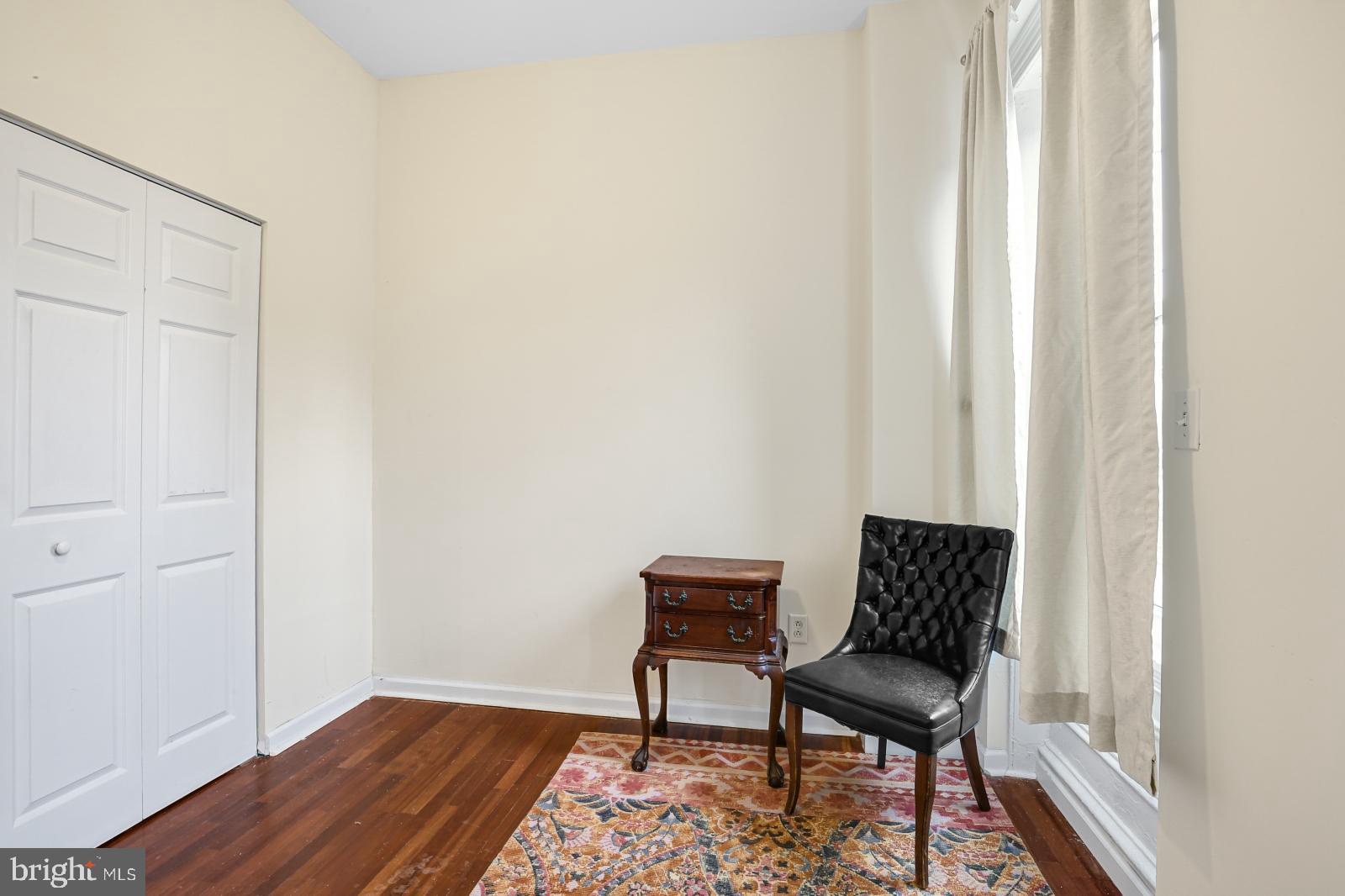 MANTUA - Residential Lease