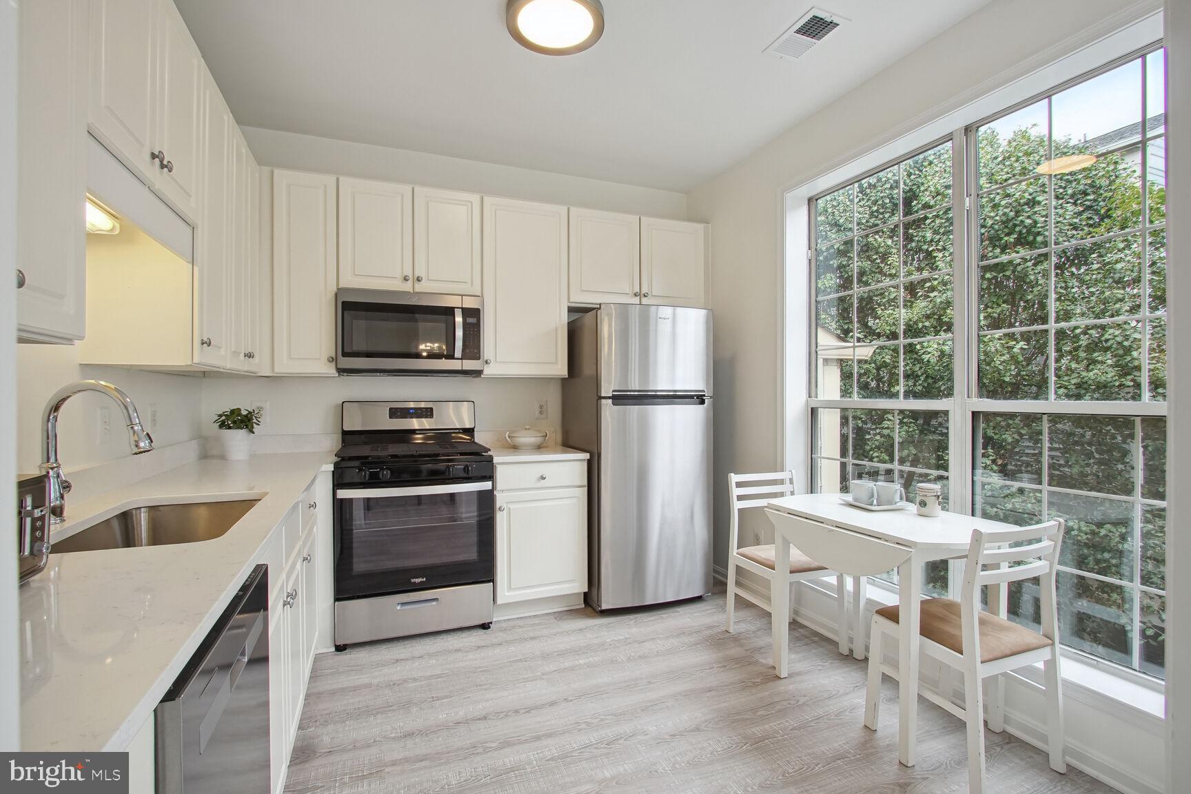 KINGSGATE - Residential