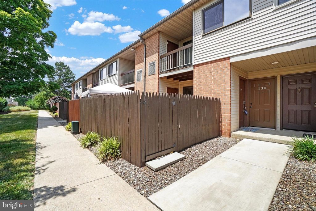 Photo of 129 Lancaster Estate, Mount Joy, PA 17552 (MLS # PALA2052416)