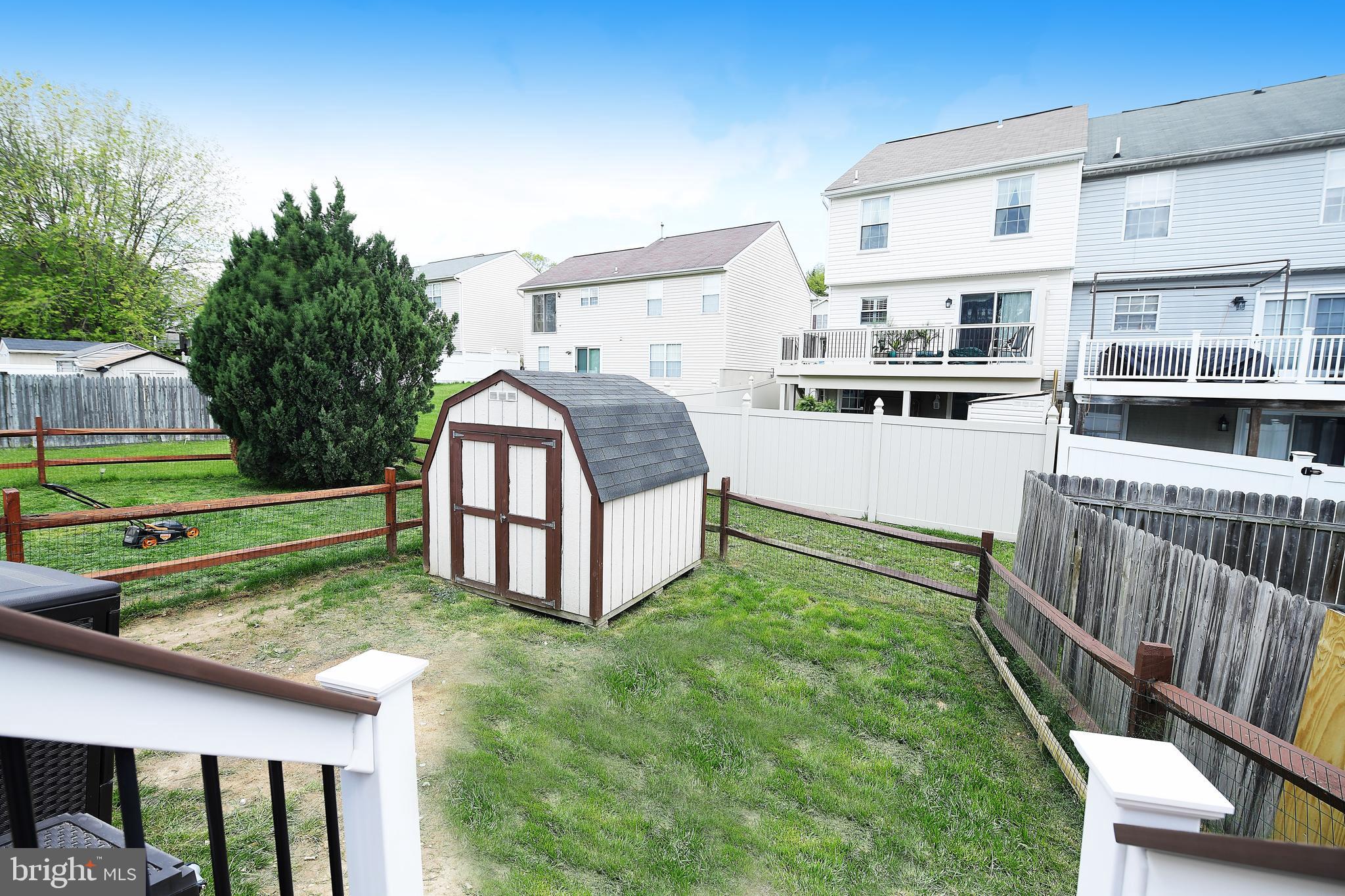 ROLLING VIEW GREEN - Residential