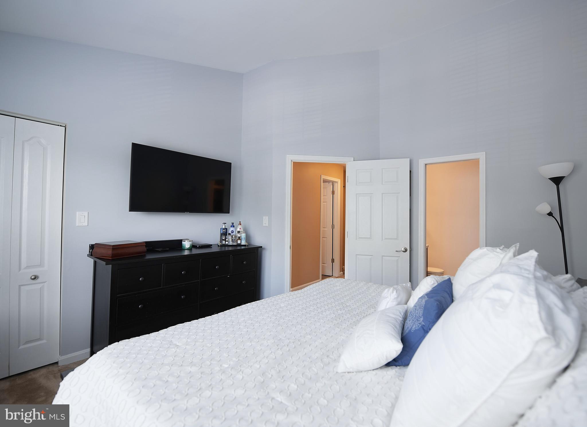 ROLLING VIEW GREEN - Residential