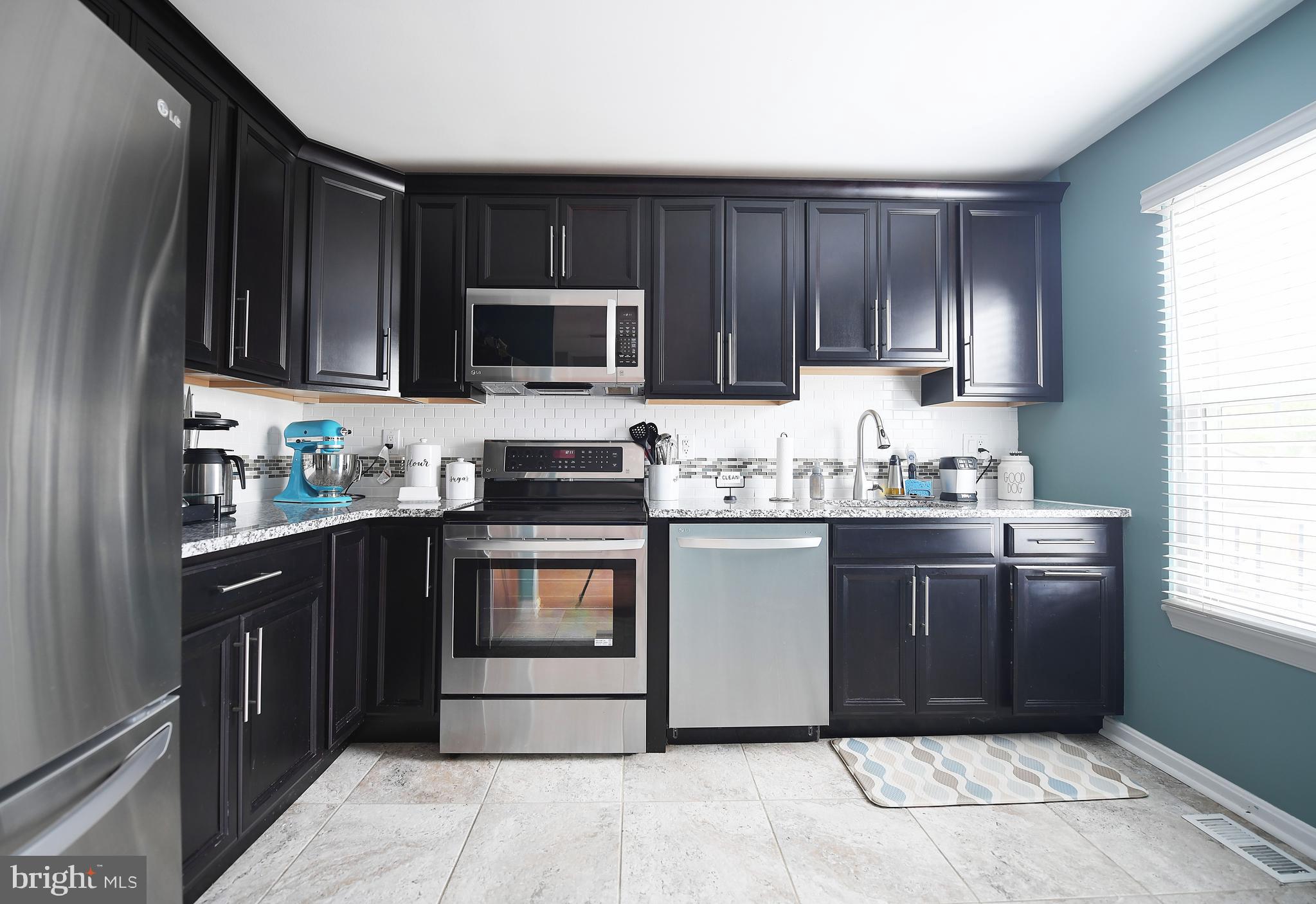 ROLLING VIEW GREEN - Residential