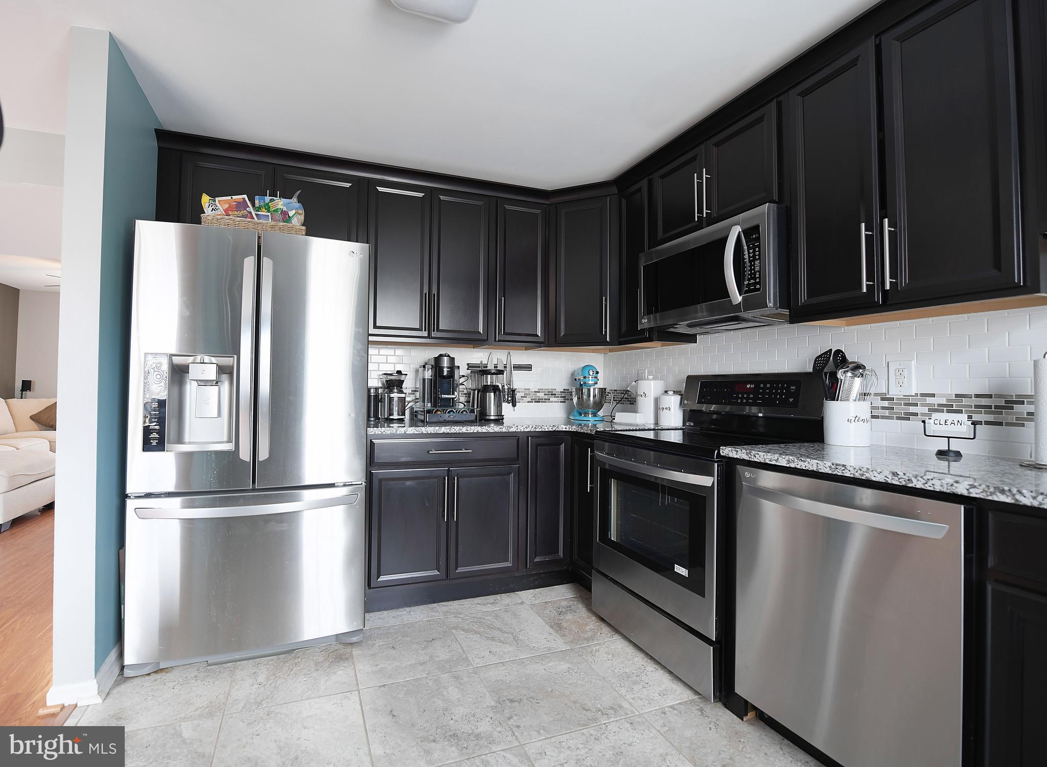 ROLLING VIEW GREEN - Residential