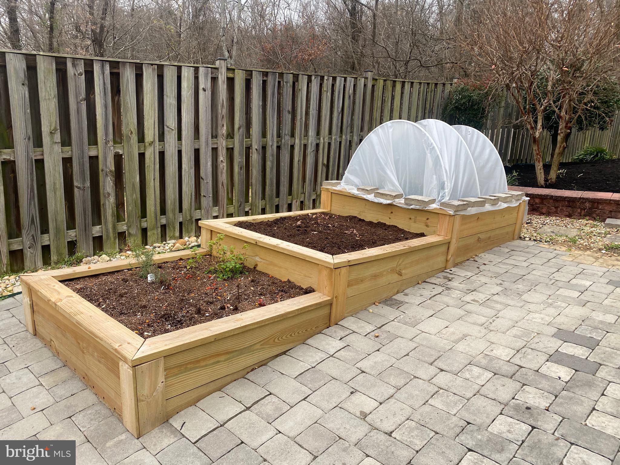 HUNTLEY - Residential