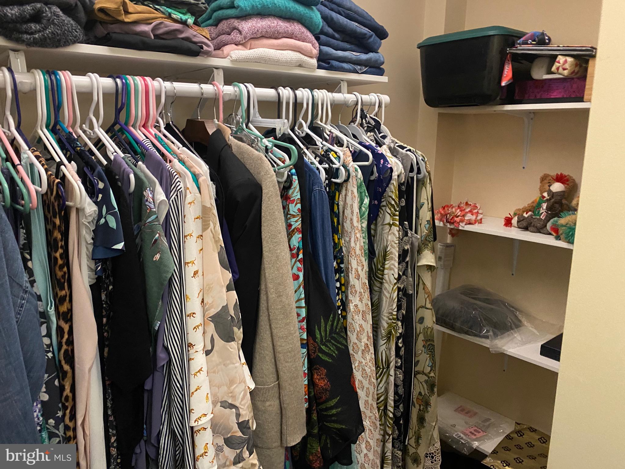 HUNTLEY - Residential