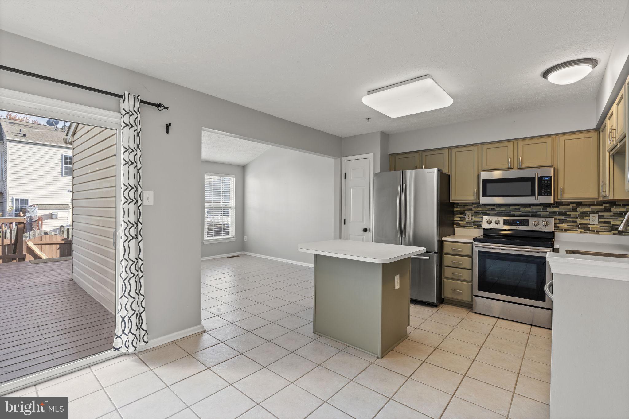 ROSEDALE - Residential