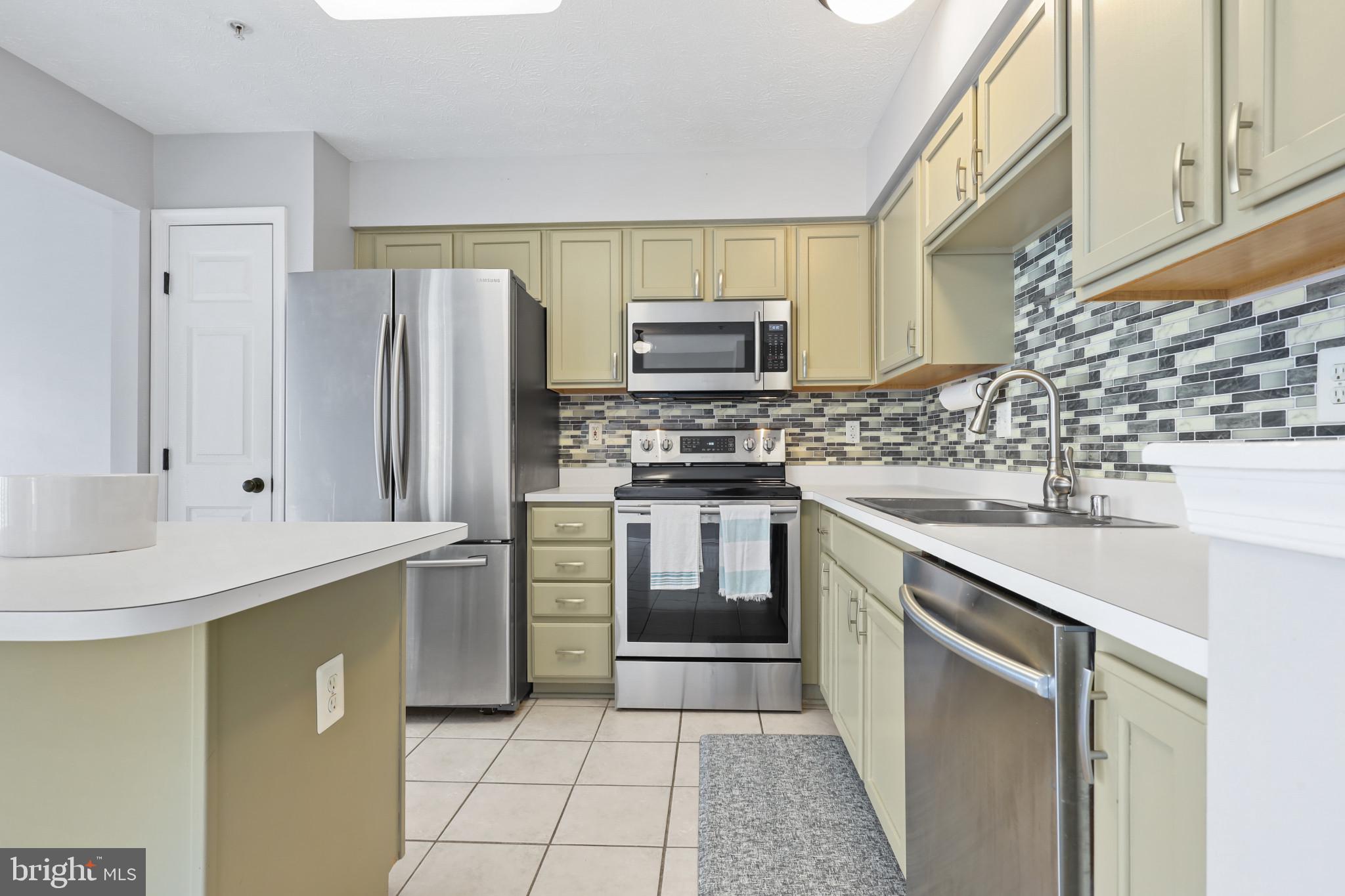 ROSEDALE - Residential