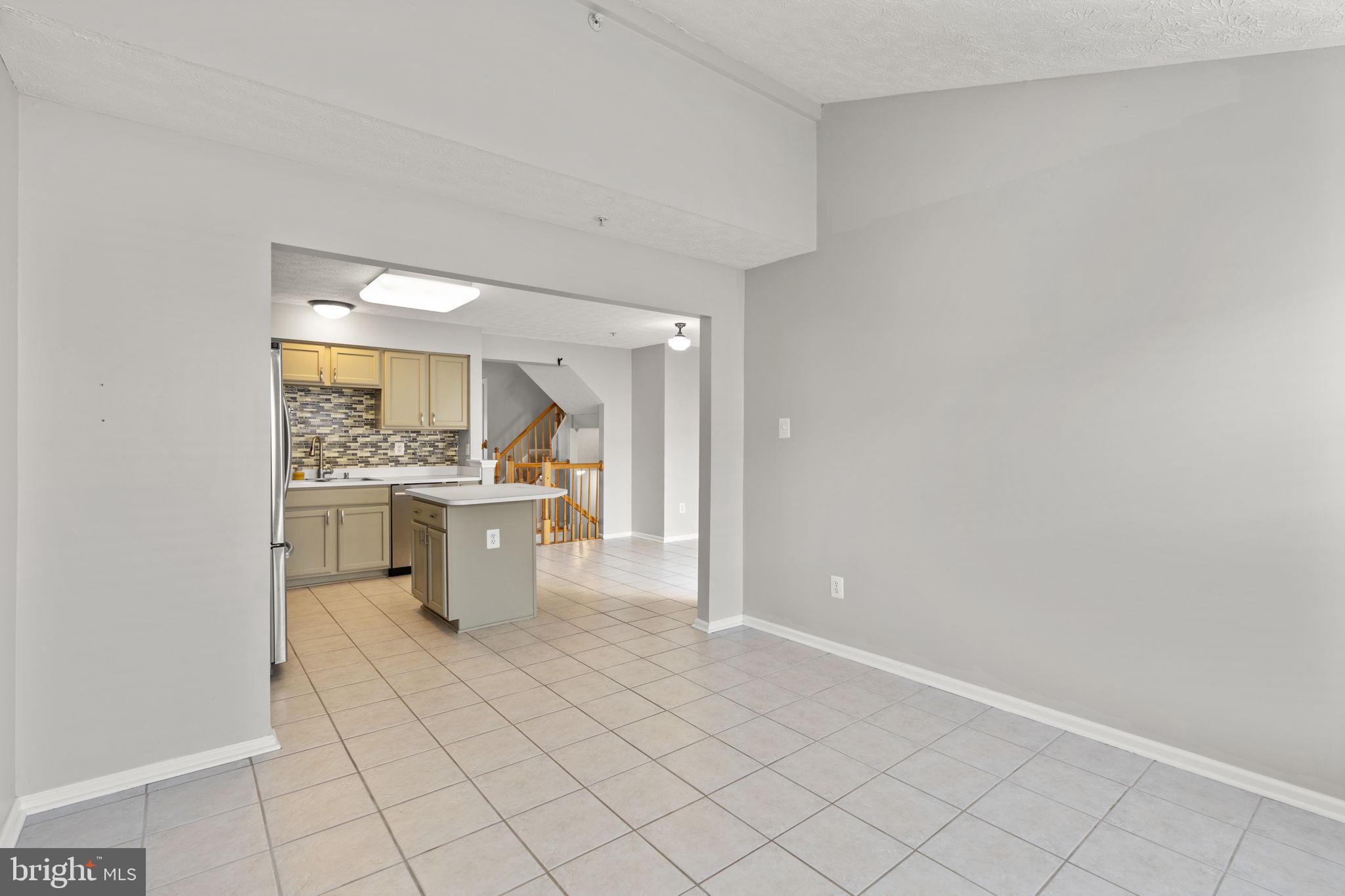 ROSEDALE - Residential