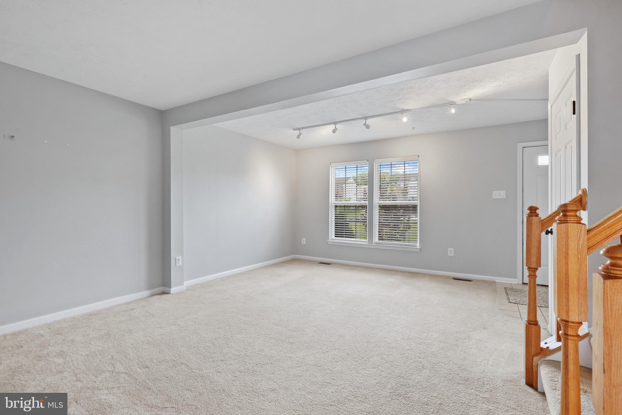 ROSEDALE - Residential