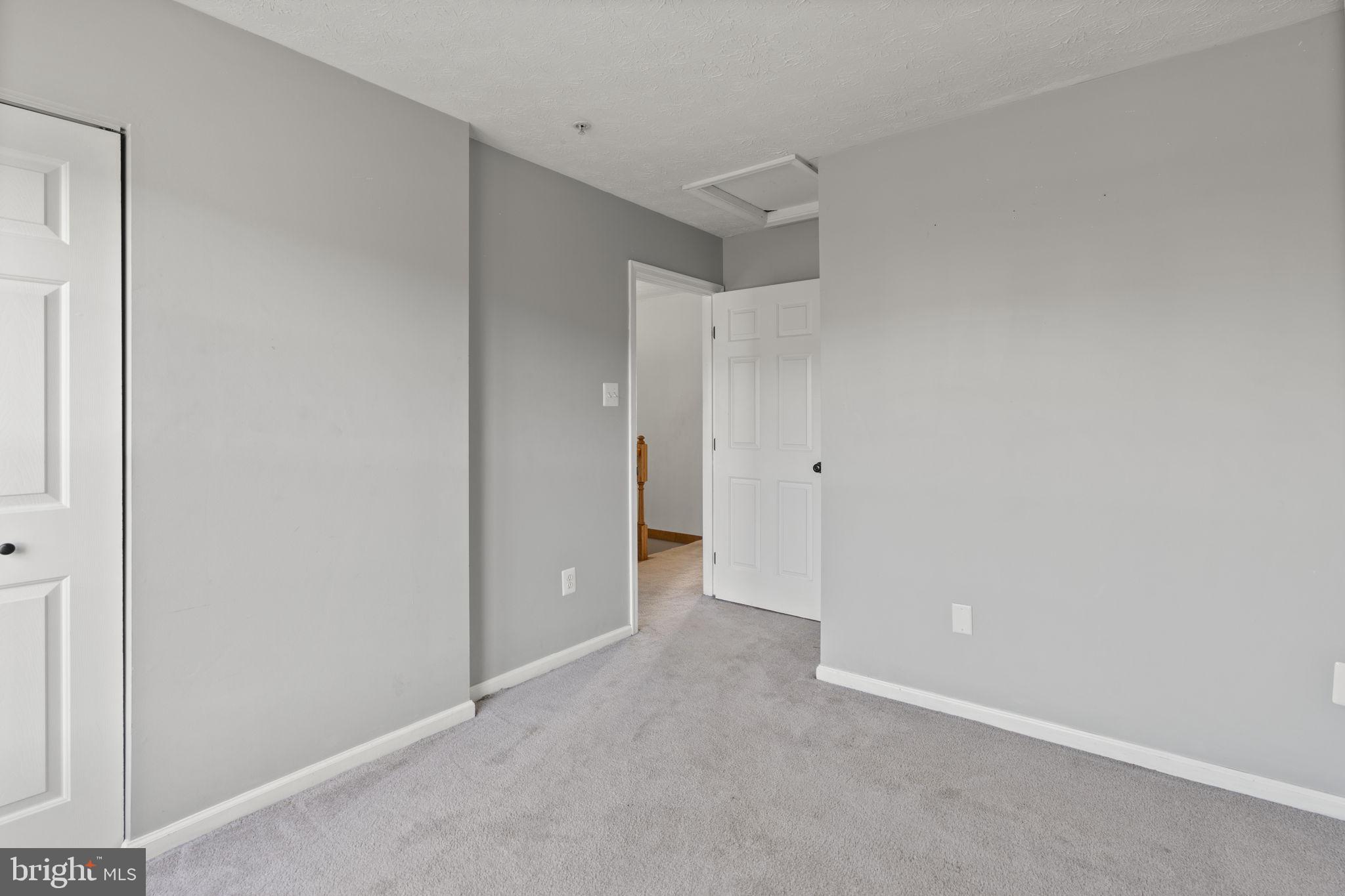 ROSEDALE - Residential