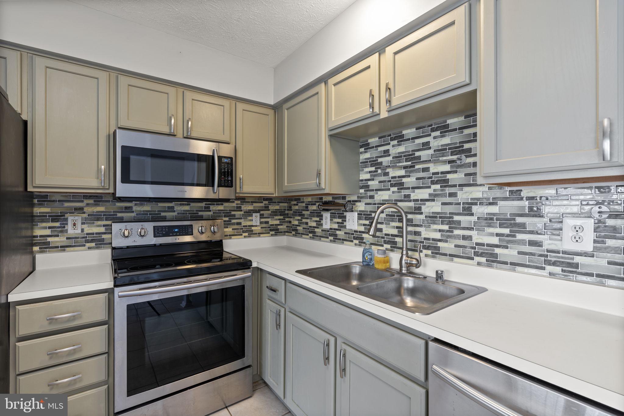 ROSEDALE - Residential