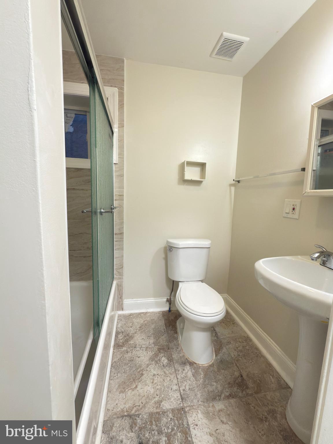 PHILADELPHIA (NORTHWEST) - Residential