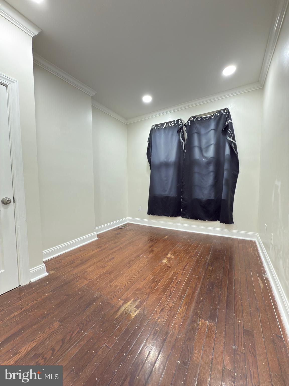 PHILADELPHIA (NORTHWEST) - Residential