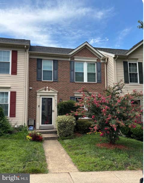 Photo of 6204 Battalion Street, CENTREVILLE, VA 20121 (MLS # VAFX2333368)