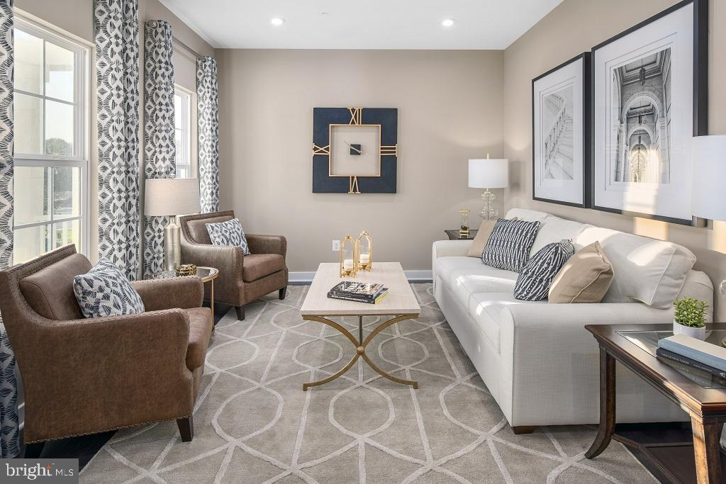 THE LAKES AT MARTINSBURG - Residential