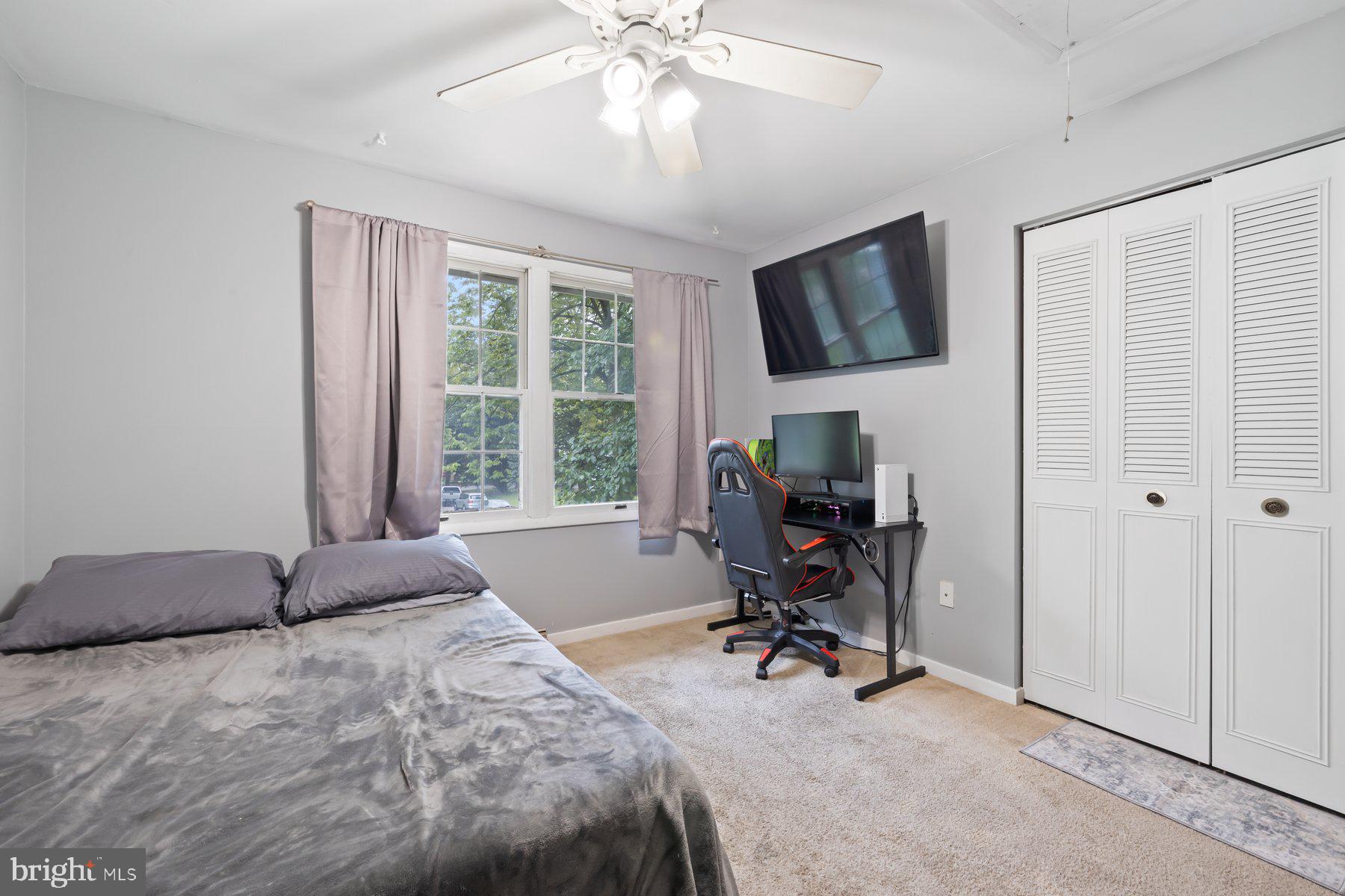 VILLAGE OF LONG REACH - Residential