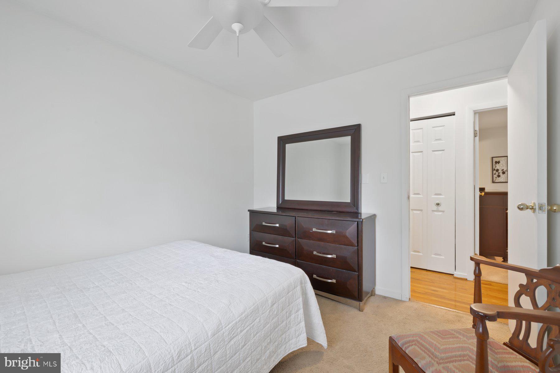 VILLAGE OF LONG REACH - Residential