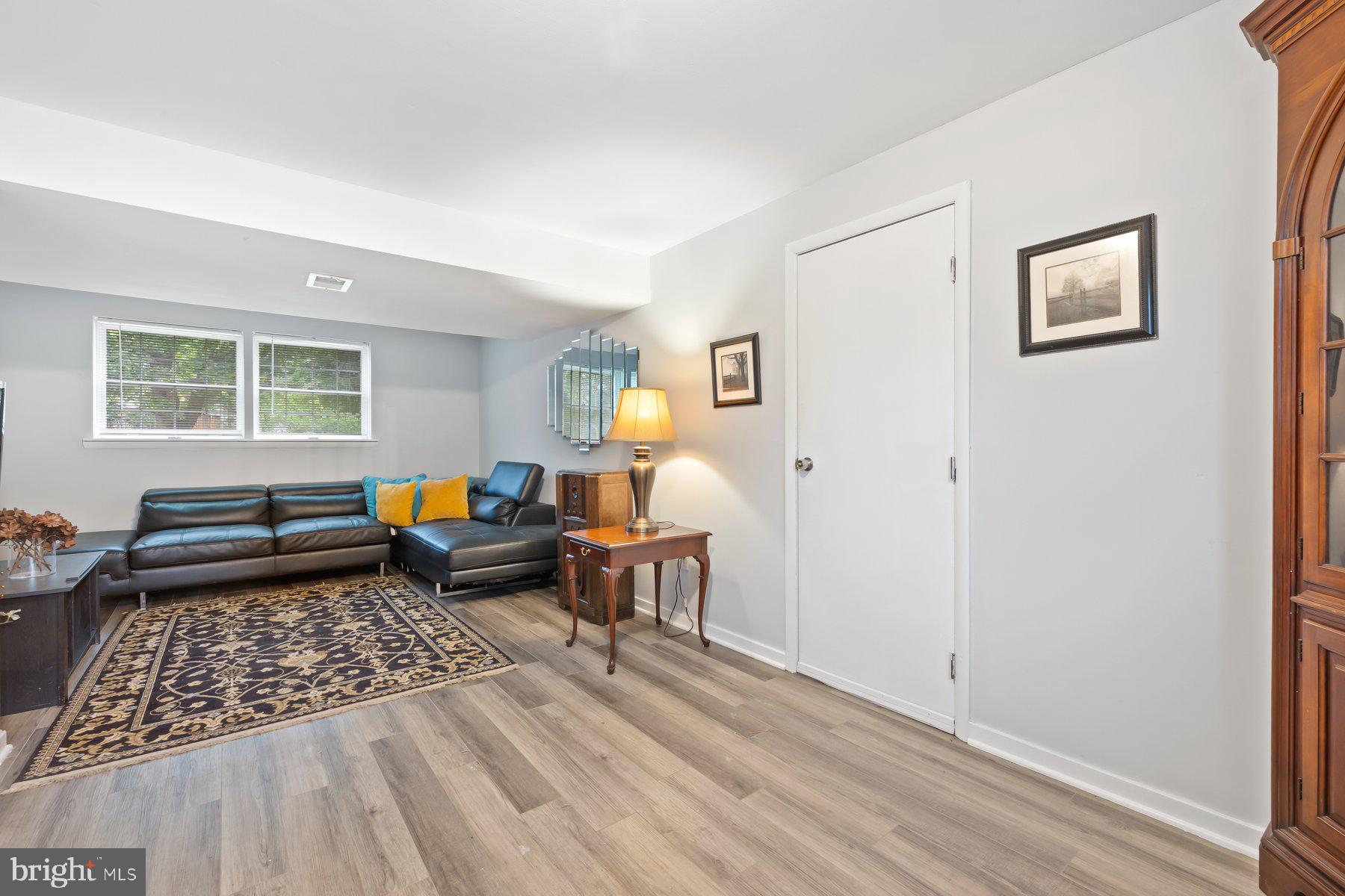 VILLAGE OF LONG REACH - Residential