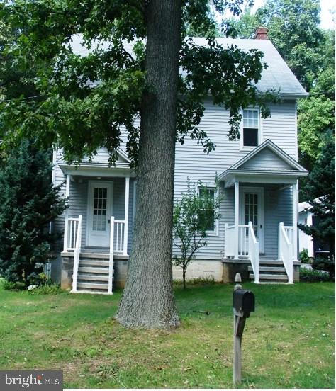 Three bedroom, two and a half bathroom house.
Note: Applicant must fill out an application and be approved by Southern Management Rentals, LLC PRIOR to viewing the property. The online application can be found on our website. You can apply for this property under the property description.