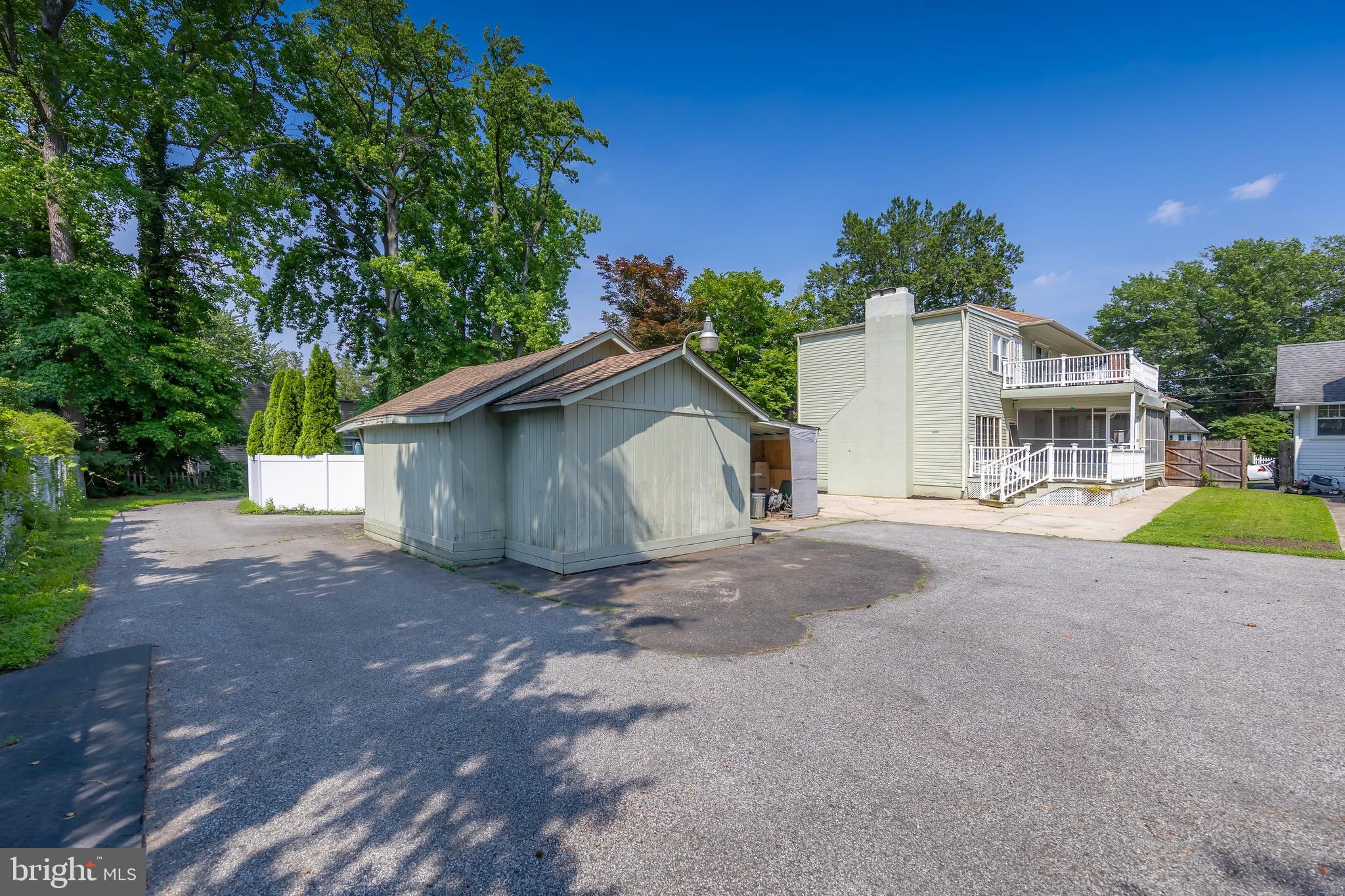 227 S HORACE STREET
