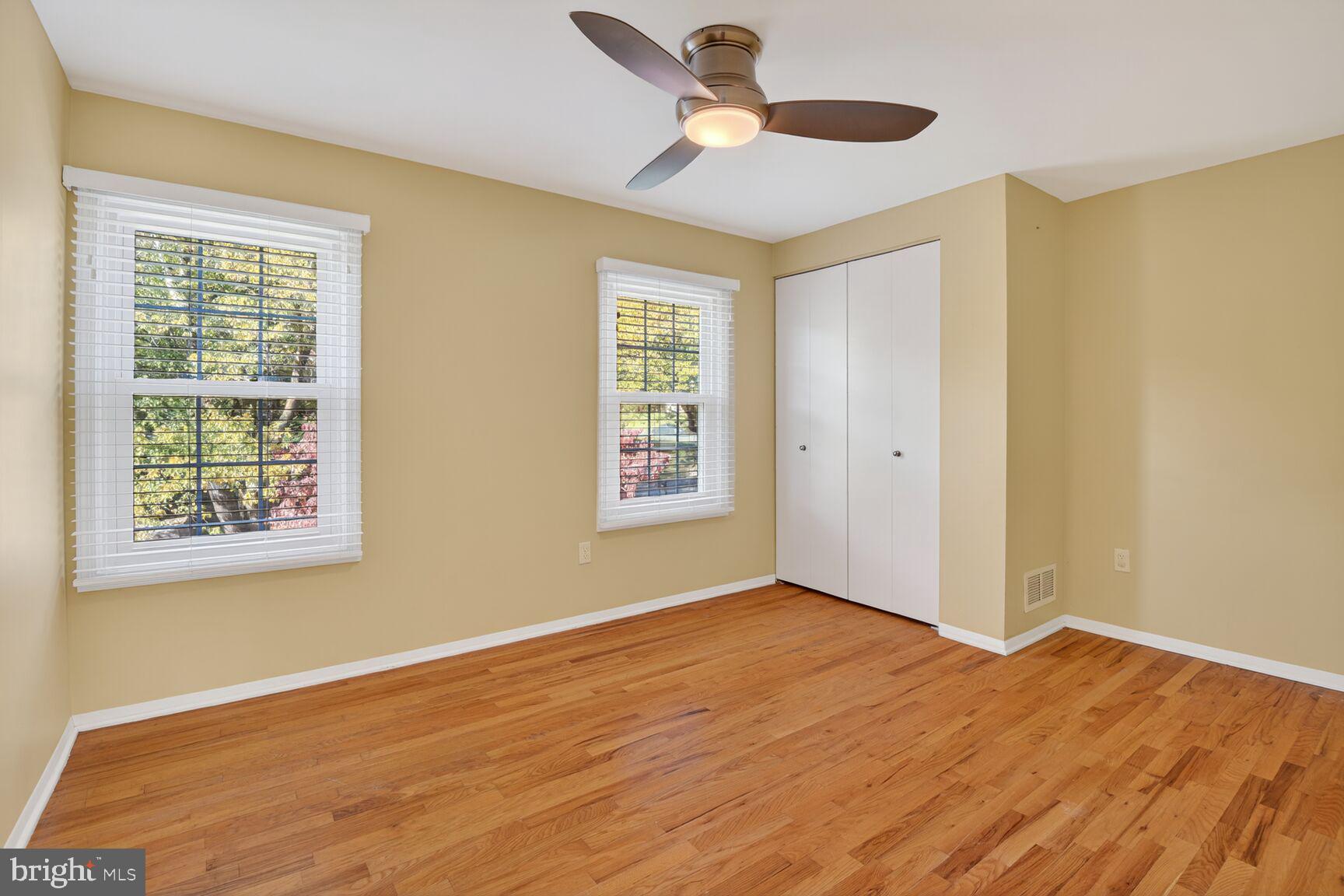 FOX HILLS - Residential