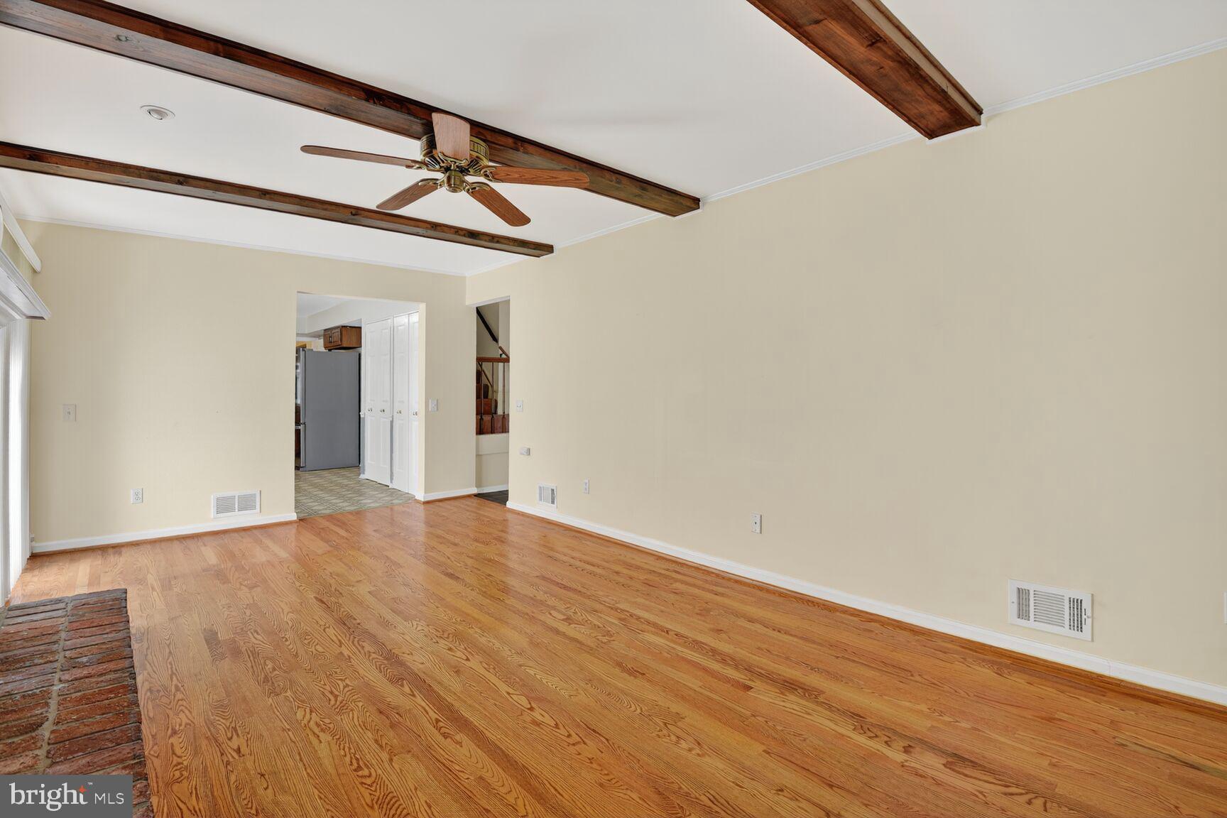 FOX HILLS - Residential