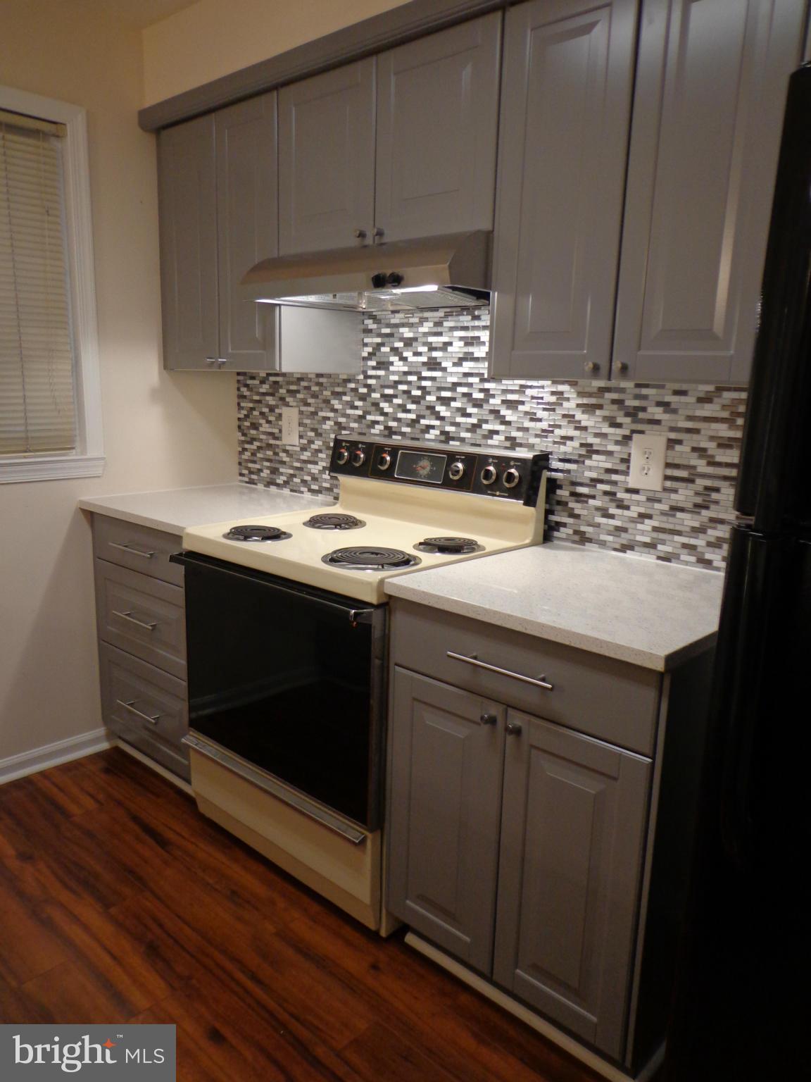 GRAYS POINTE - Residential Lease