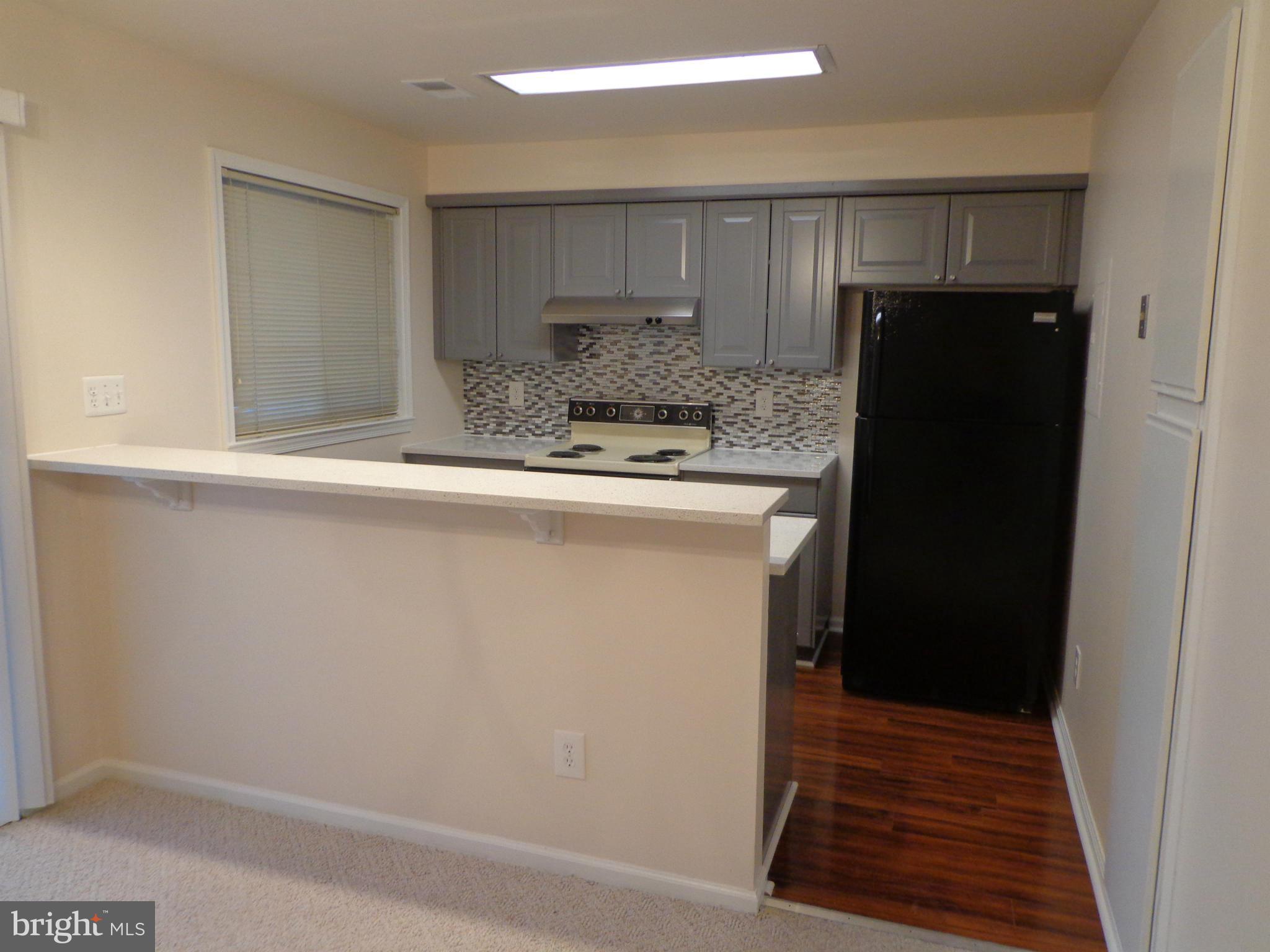 GRAYS POINTE - Residential Lease