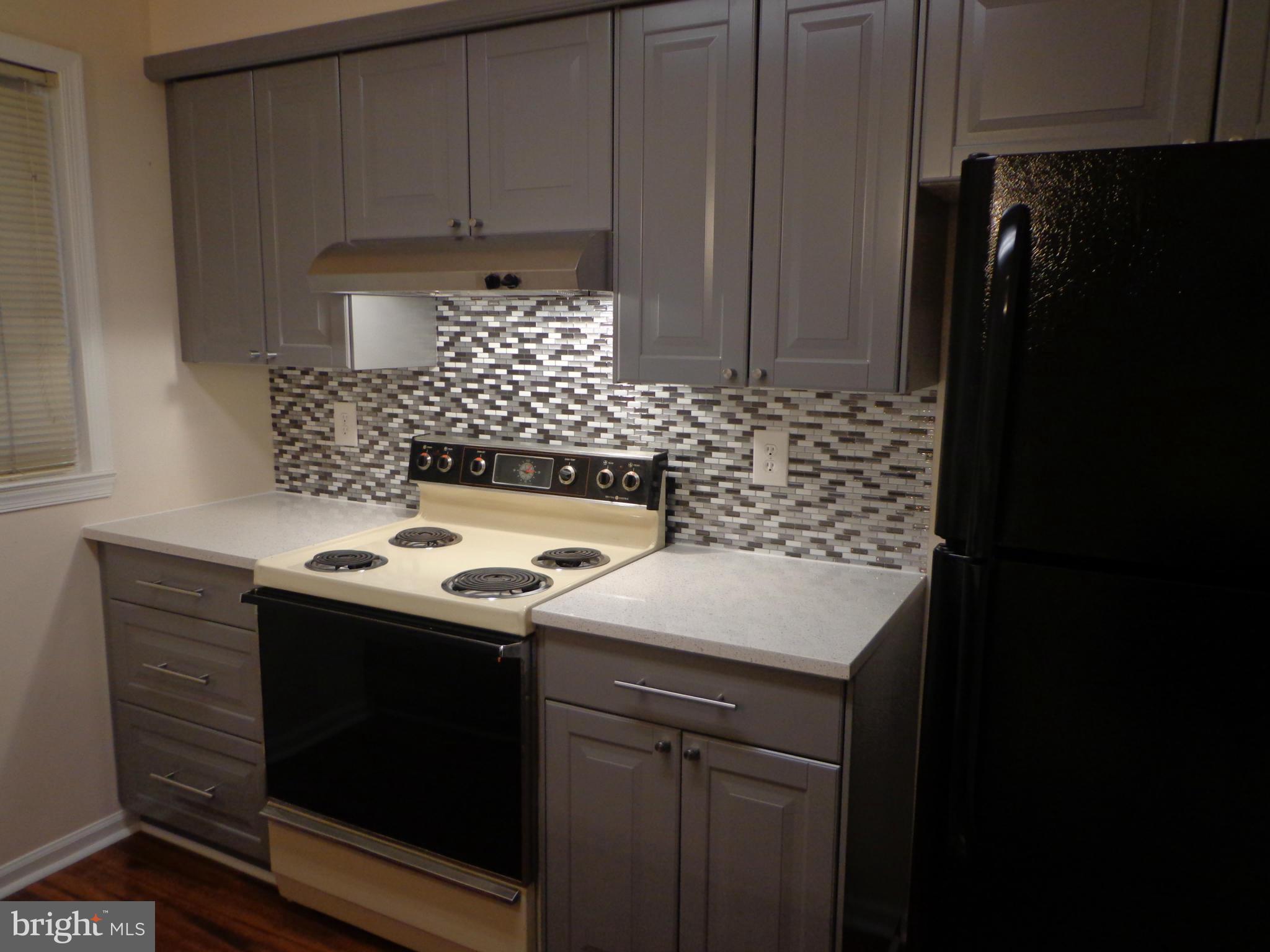 GRAYS POINTE - Residential Lease