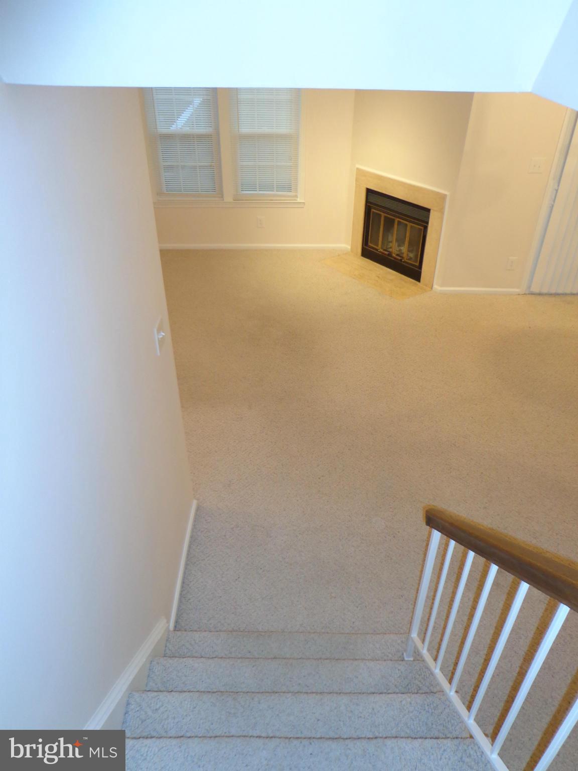 GRAYS POINTE - Residential Lease