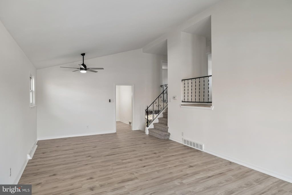 Photo of 7218 Irving Avenue, PENNSAUKEN, NJ 08109 (MLS # NJCD2104978)