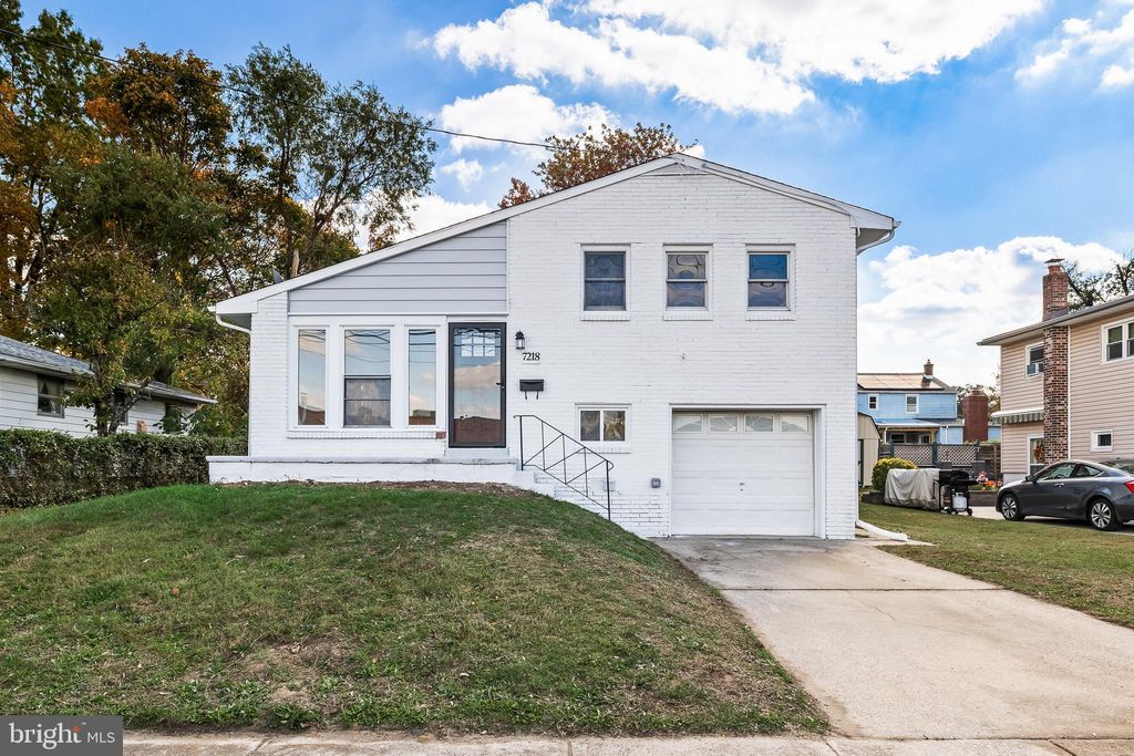 Photo of 7218 Irving Avenue, PENNSAUKEN, NJ 08109 (MLS # NJCD2104978)