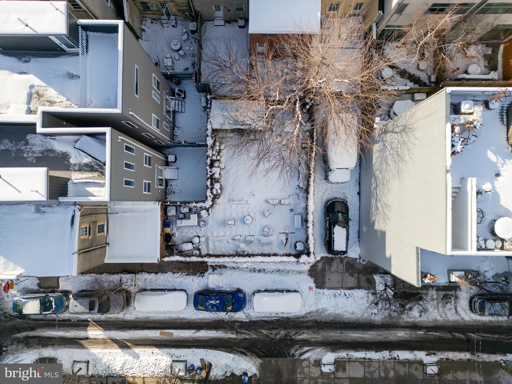 NORTHERN LIBERTIES - Land