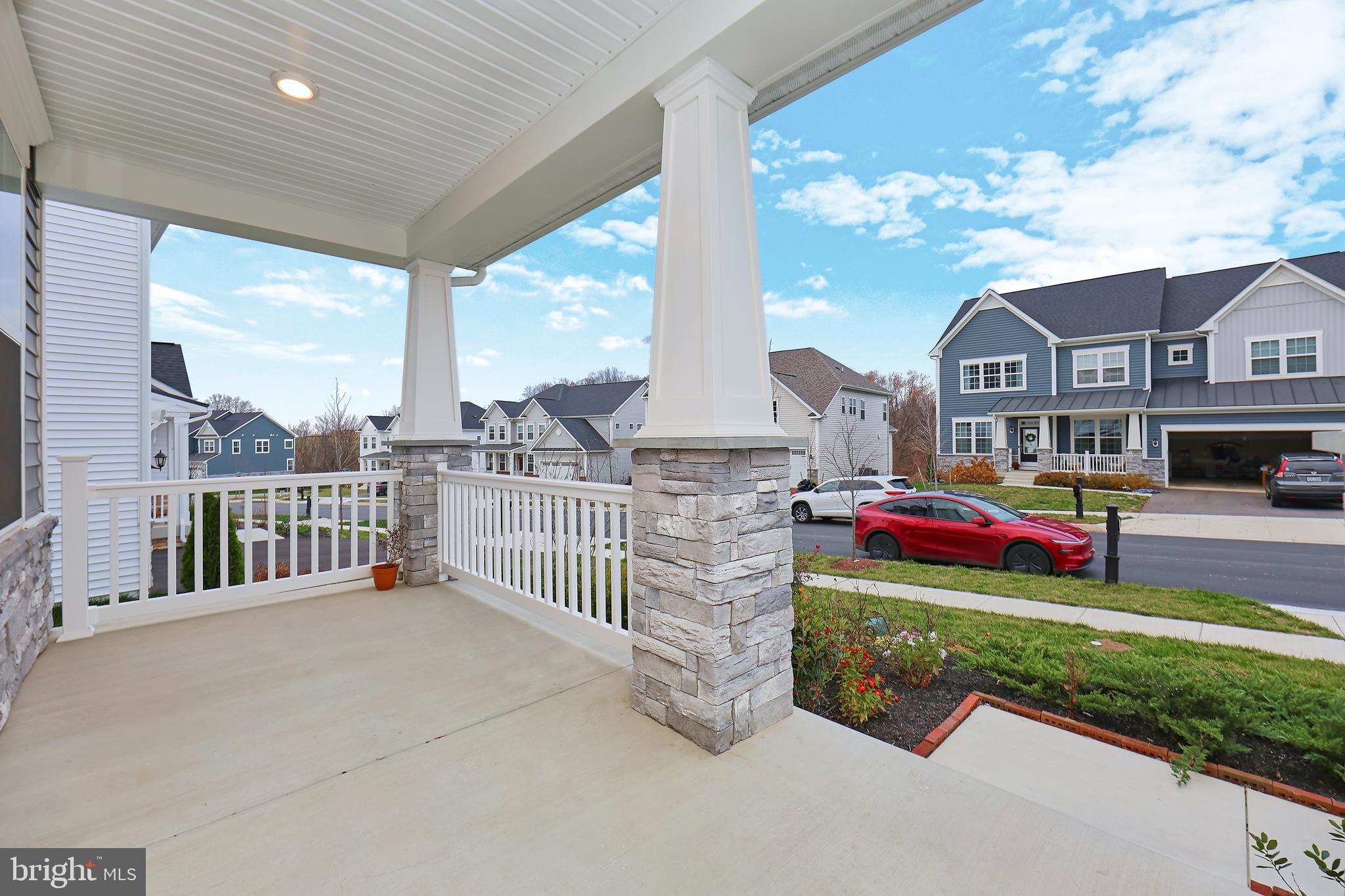 1006 SHENANDOAH VIEW PARKWAY