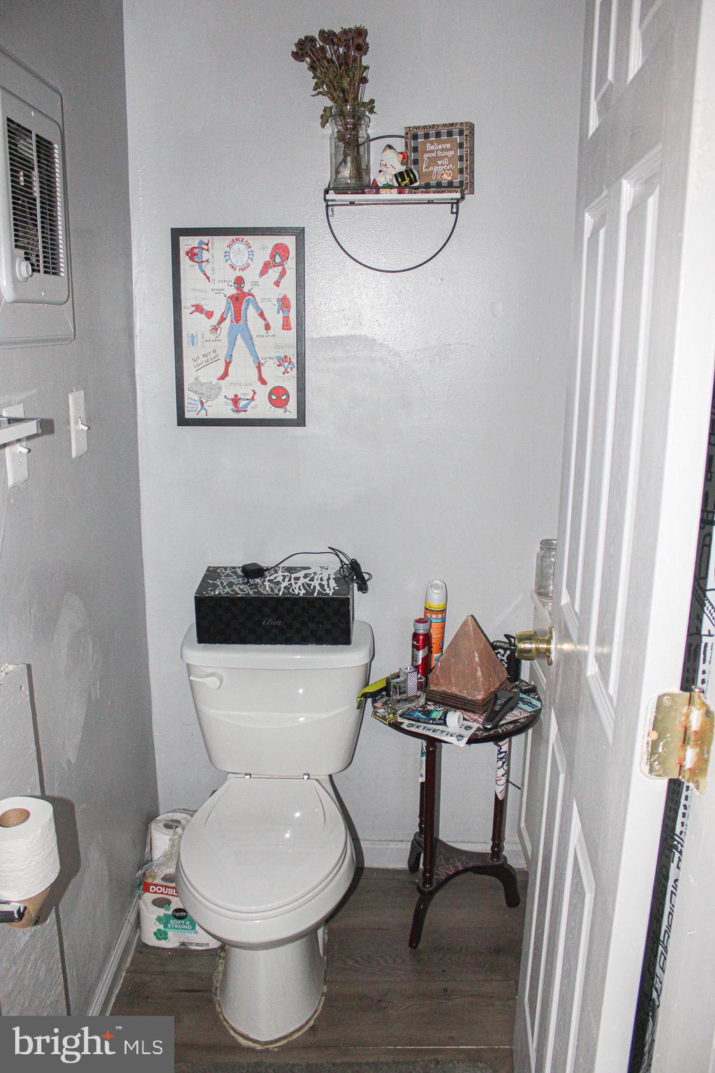 PHILADELPHIA (NORTH) - Residential Lease