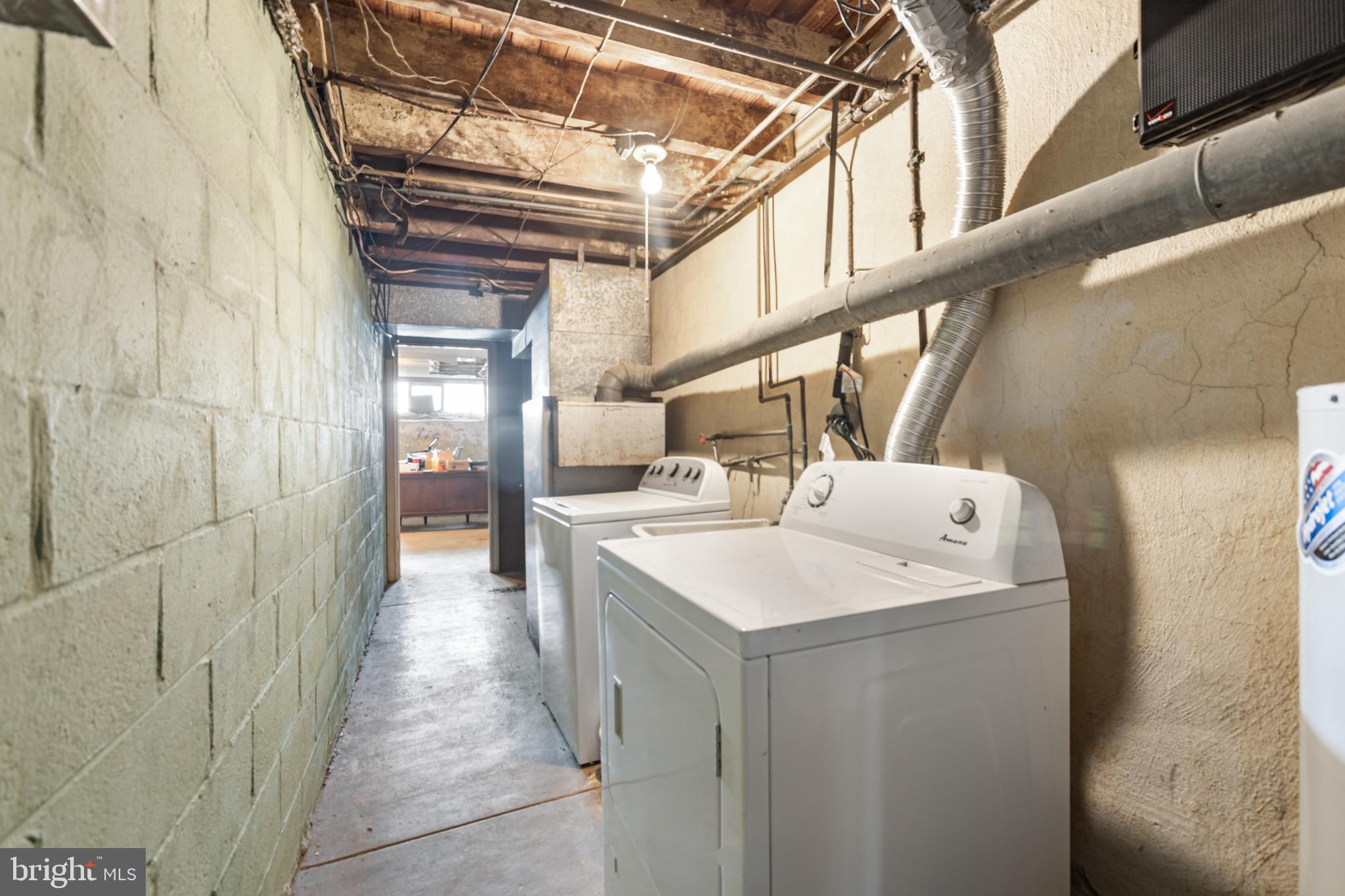 OXFORD CIRCLE - Residential