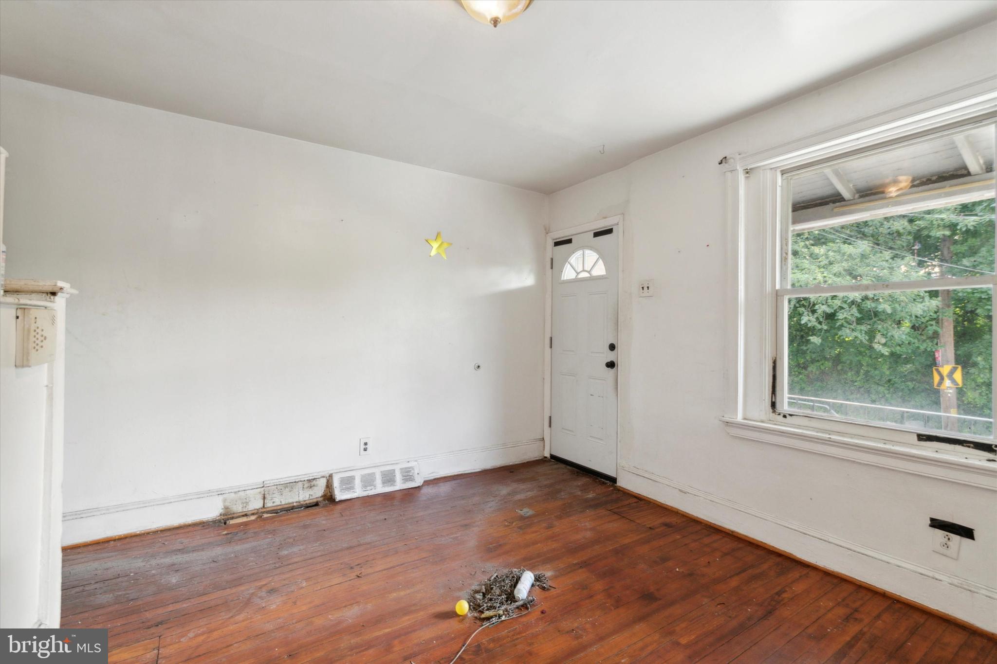 GERMANTOWN (EAST) - Residential