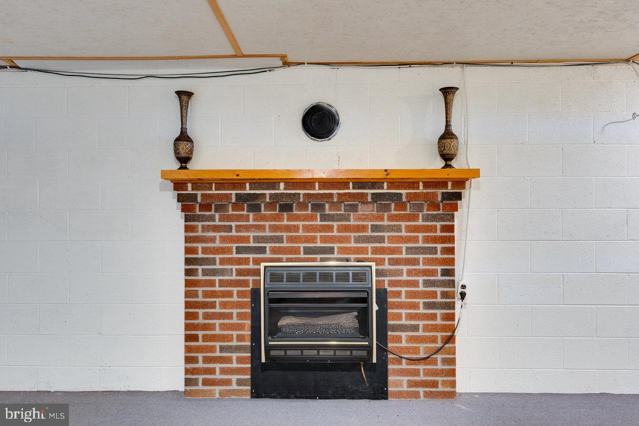 EUGENE PARK - Residential