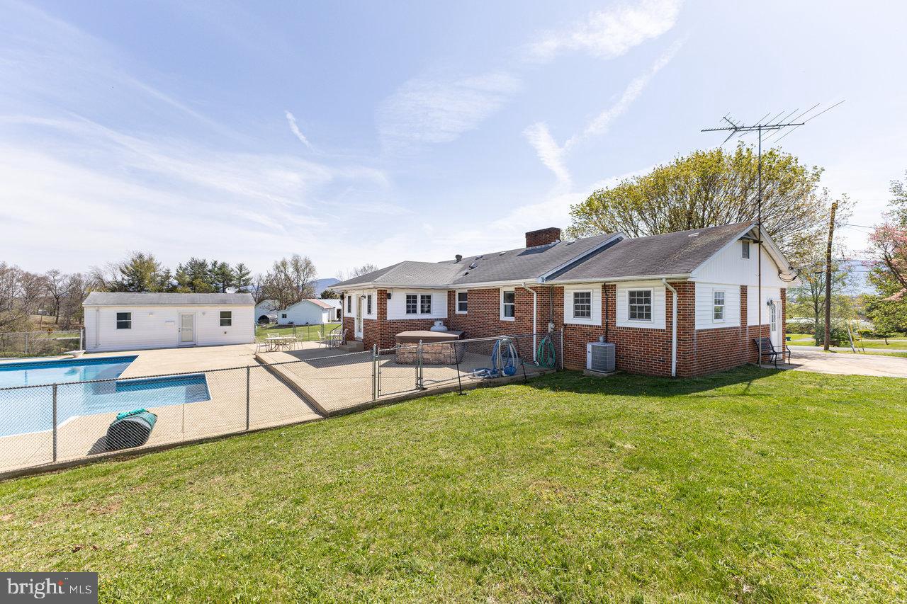 EUGENE PARK - Residential